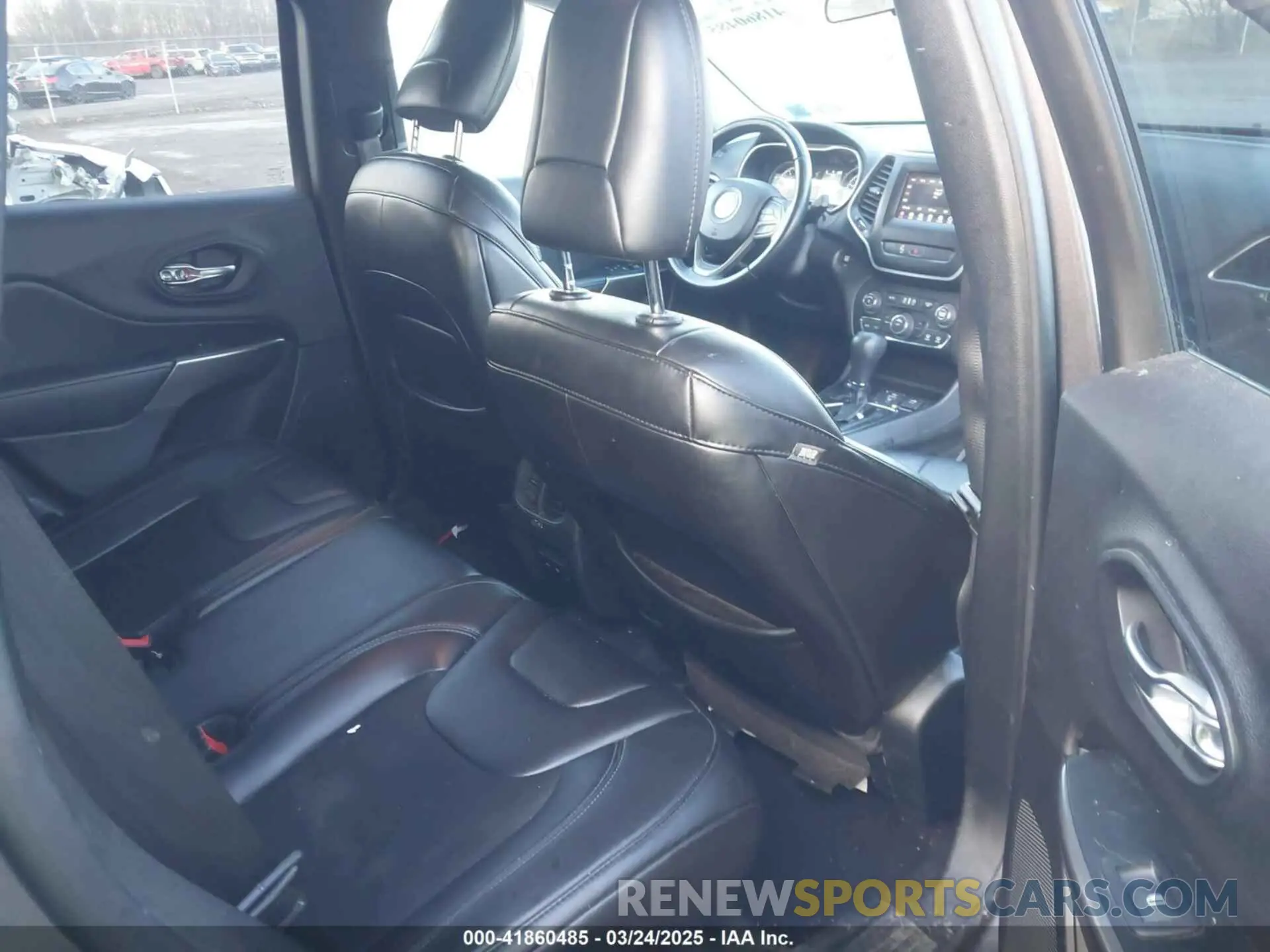 8 fotografías del automóvil dañado 1C4PJMLB1KD311884 JEEP CHEROKEE 2019