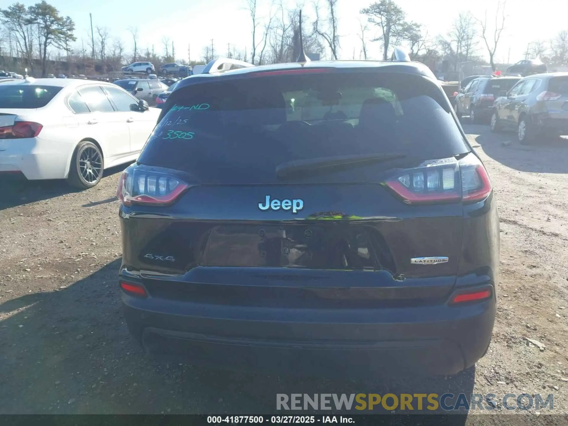 16 fotografías del automóvil dañado 1C4PJMLB2KD261304 JEEP CHEROKEE 2019