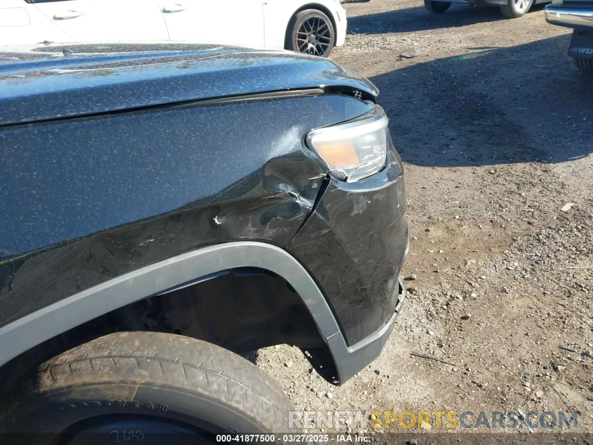 18 fotografías del automóvil dañado 1C4PJMLB2KD261304 JEEP CHEROKEE 2019
