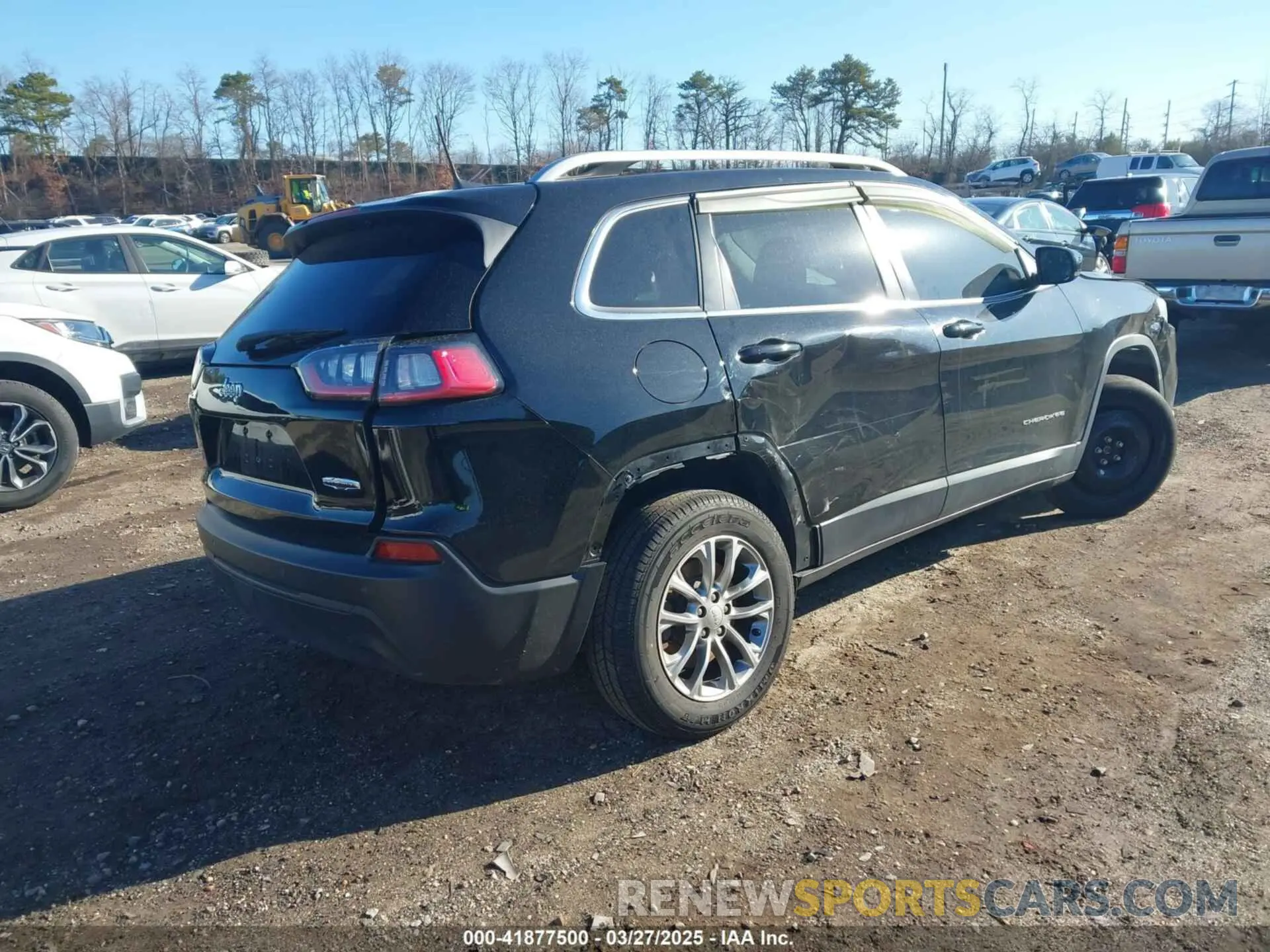 4 fotografías del automóvil dañado 1C4PJMLB2KD261304 JEEP CHEROKEE 2019