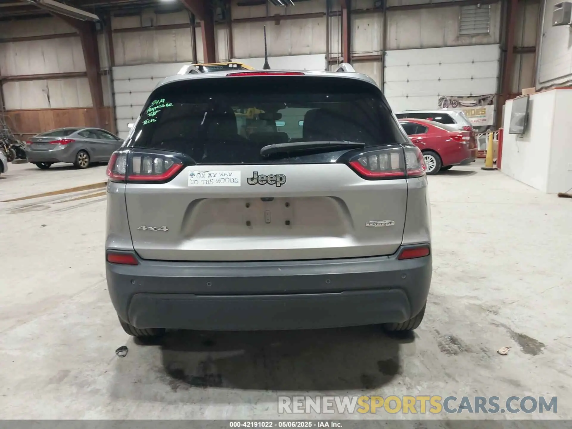 17 fotografías del automóvil dañado 1C4PJMLB2KD289149 JEEP CHEROKEE 2019