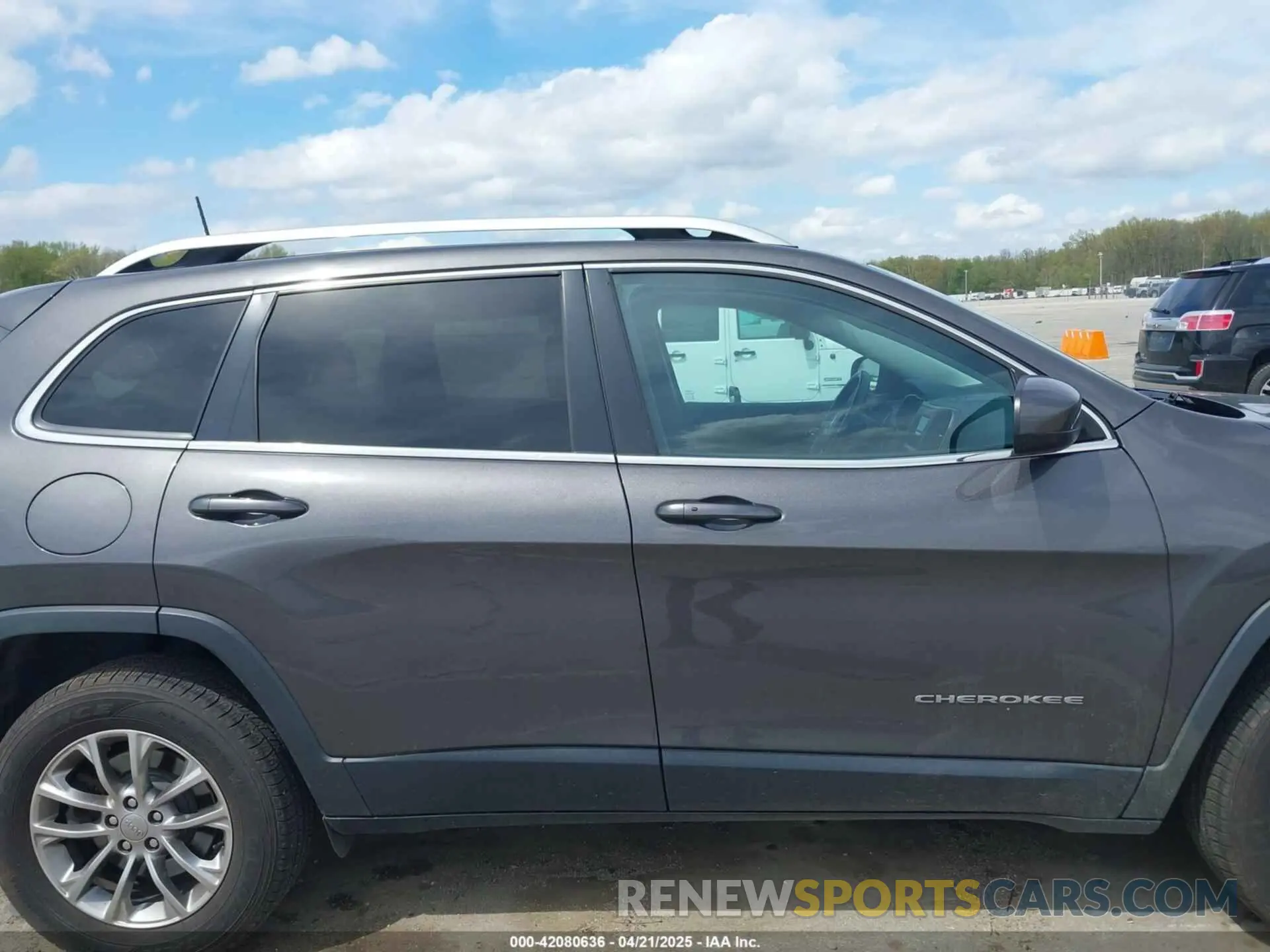 13 fotografías del automóvil dañado 1C4PJMLB4KD139544 JEEP CHEROKEE 2019