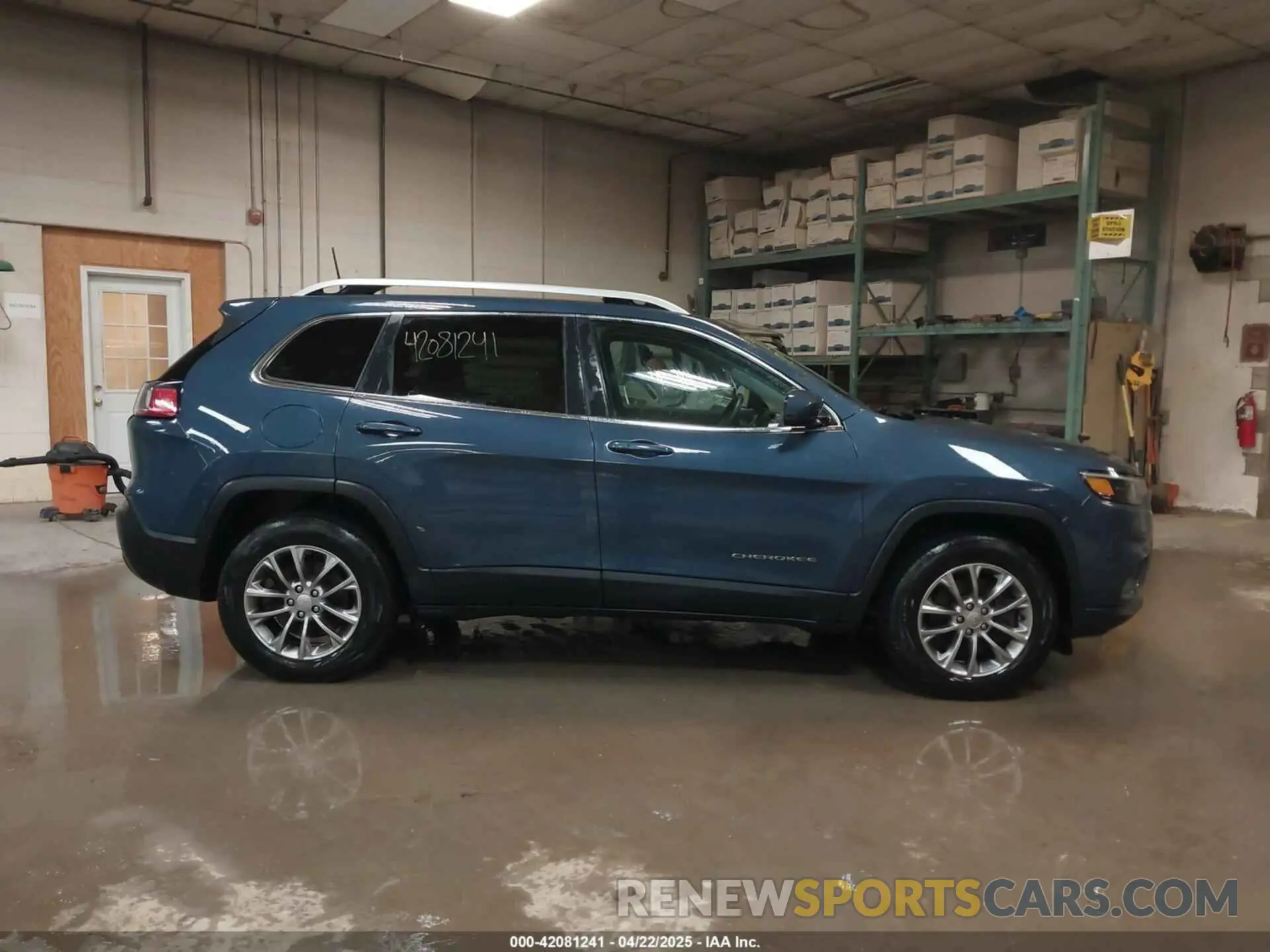 13 fotografías del automóvil dañado 1C4PJMLB4KD462220 JEEP CHEROKEE 2019