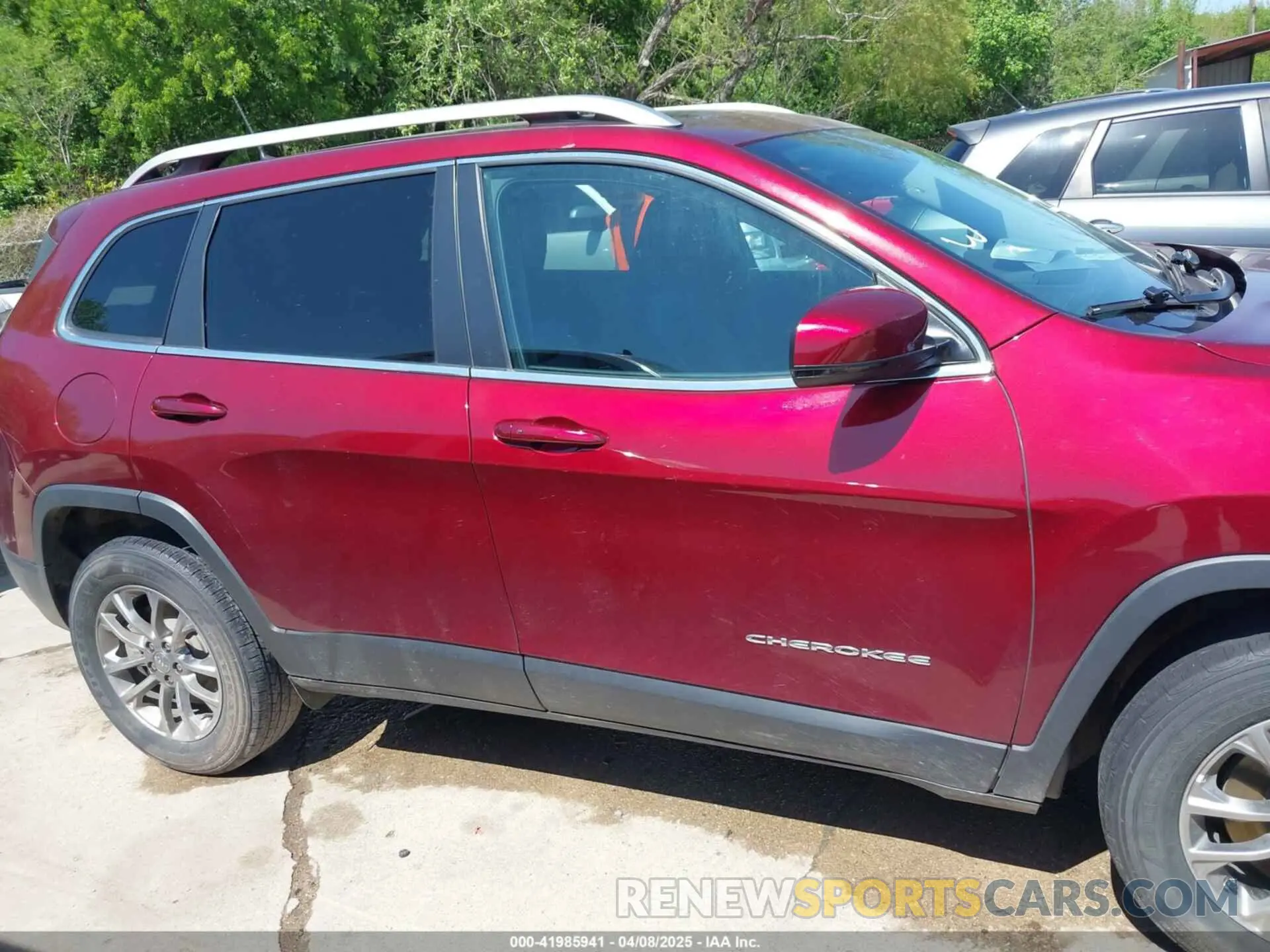 13 fotografías del automóvil dañado 1C4PJMLB5KD257070 JEEP CHEROKEE 2019
