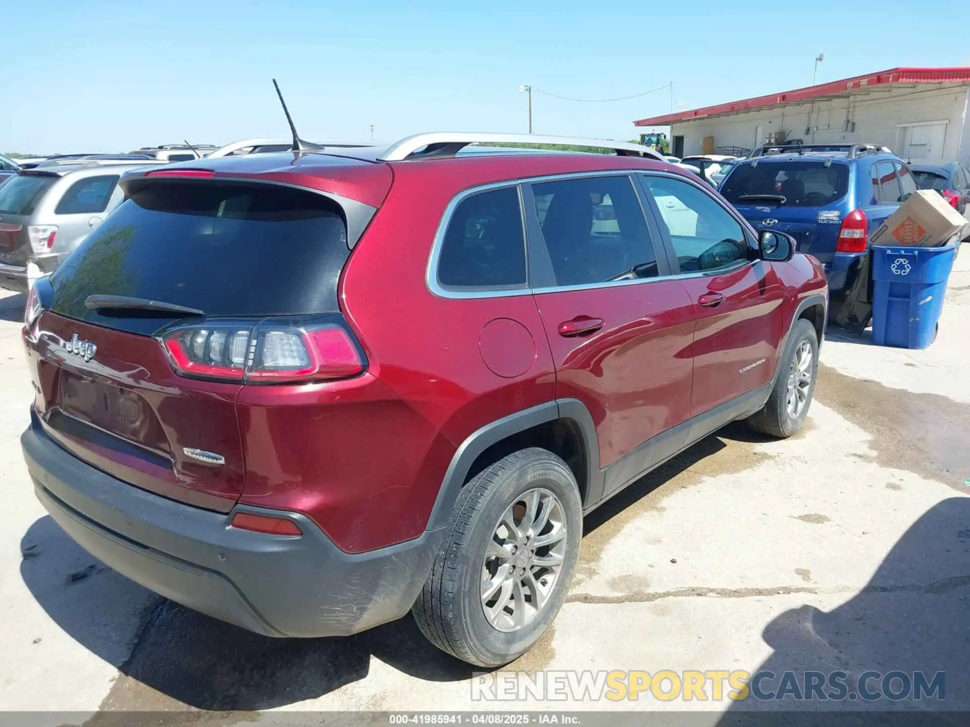 4 fotografías del automóvil dañado 1C4PJMLB5KD257070 JEEP CHEROKEE 2019