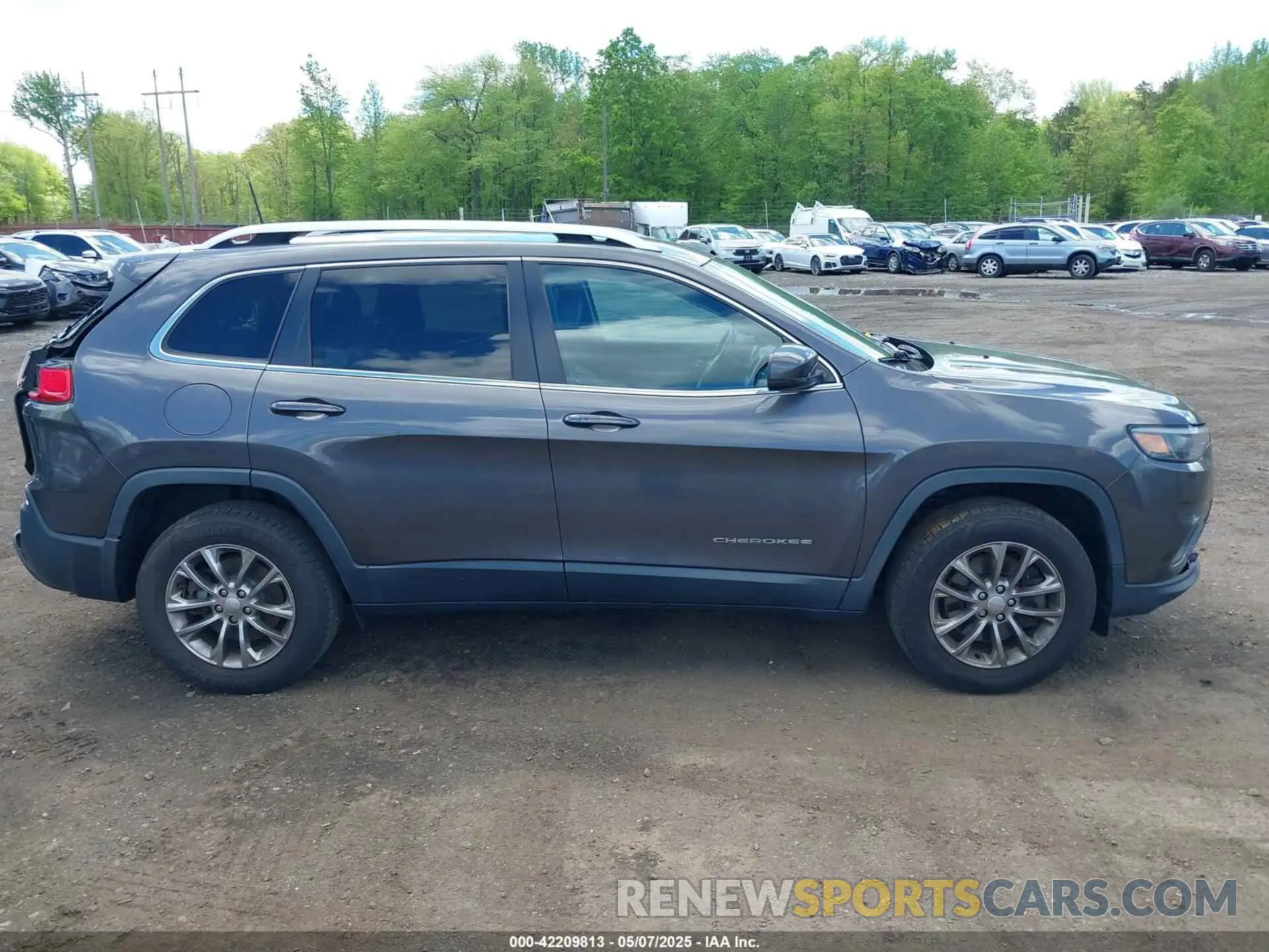 13 fotografías del automóvil dañado 1C4PJMLB6KD355718 JEEP CHEROKEE 2019