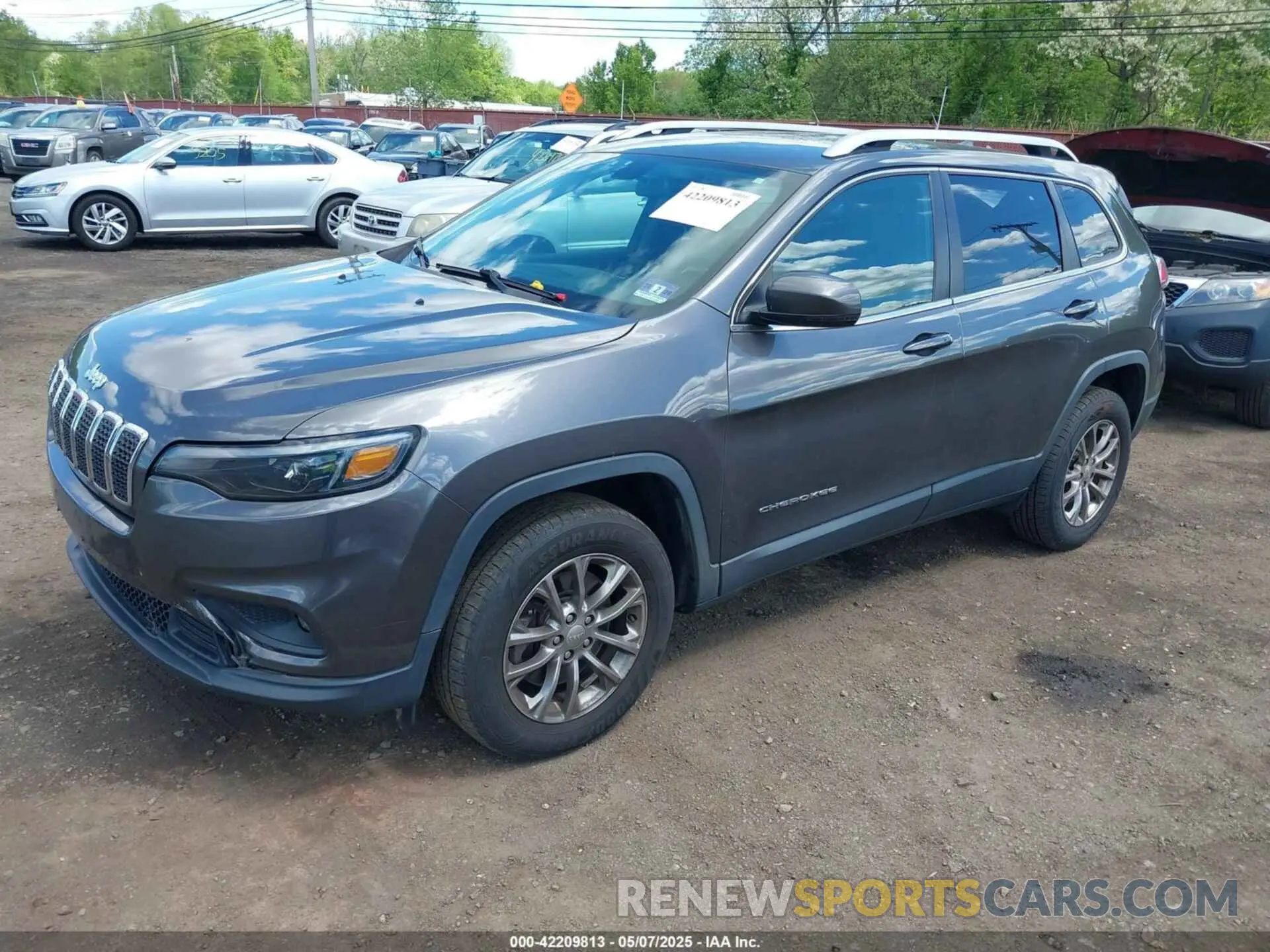 2 fotografías del automóvil dañado 1C4PJMLB6KD355718 JEEP CHEROKEE 2019