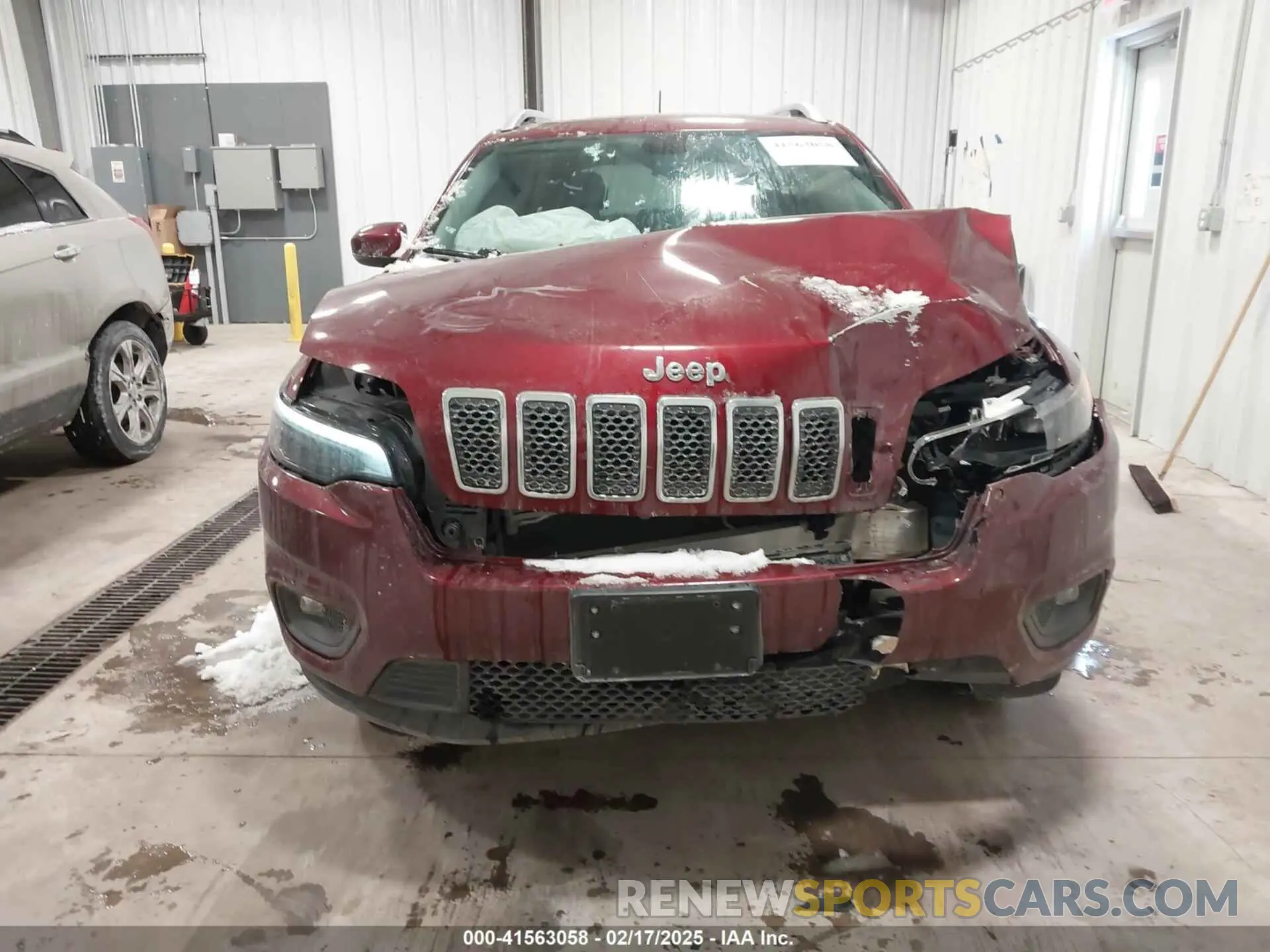 12 fotografías del automóvil dañado 1C4PJMLB6KD465474 JEEP CHEROKEE 2019
