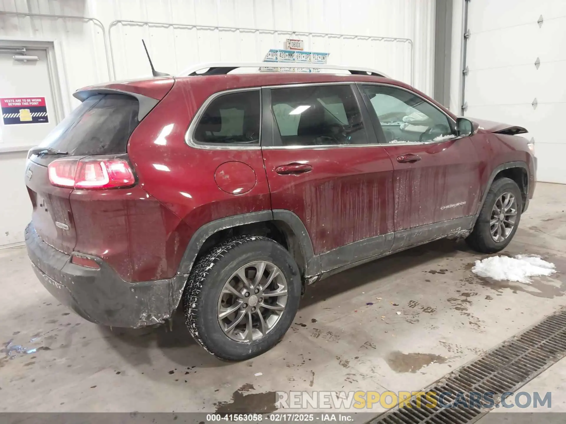 4 fotografías del automóvil dañado 1C4PJMLB6KD465474 JEEP CHEROKEE 2019