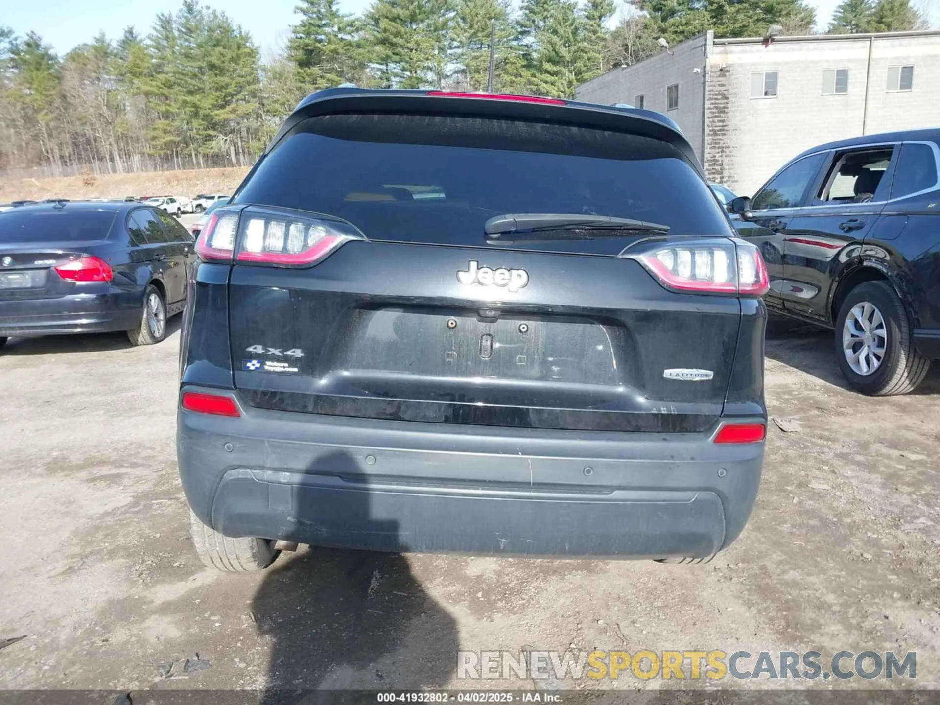 17 fotografías del automóvil dañado 1C4PJMLB7KD311789 JEEP CHEROKEE 2019