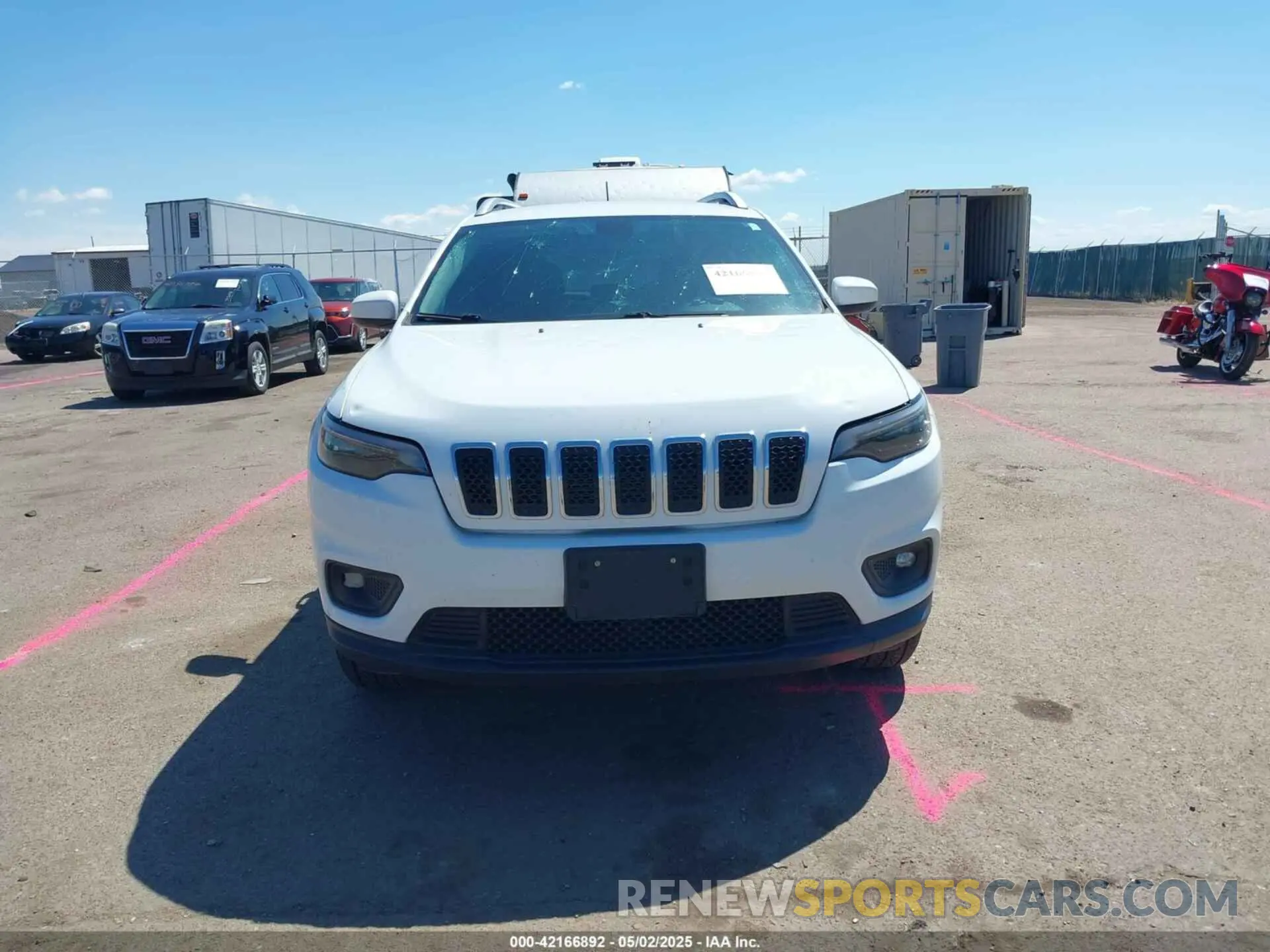 12 fotografías del automóvil dañado 1C4PJMLB8KD112699 JEEP CHEROKEE 2019