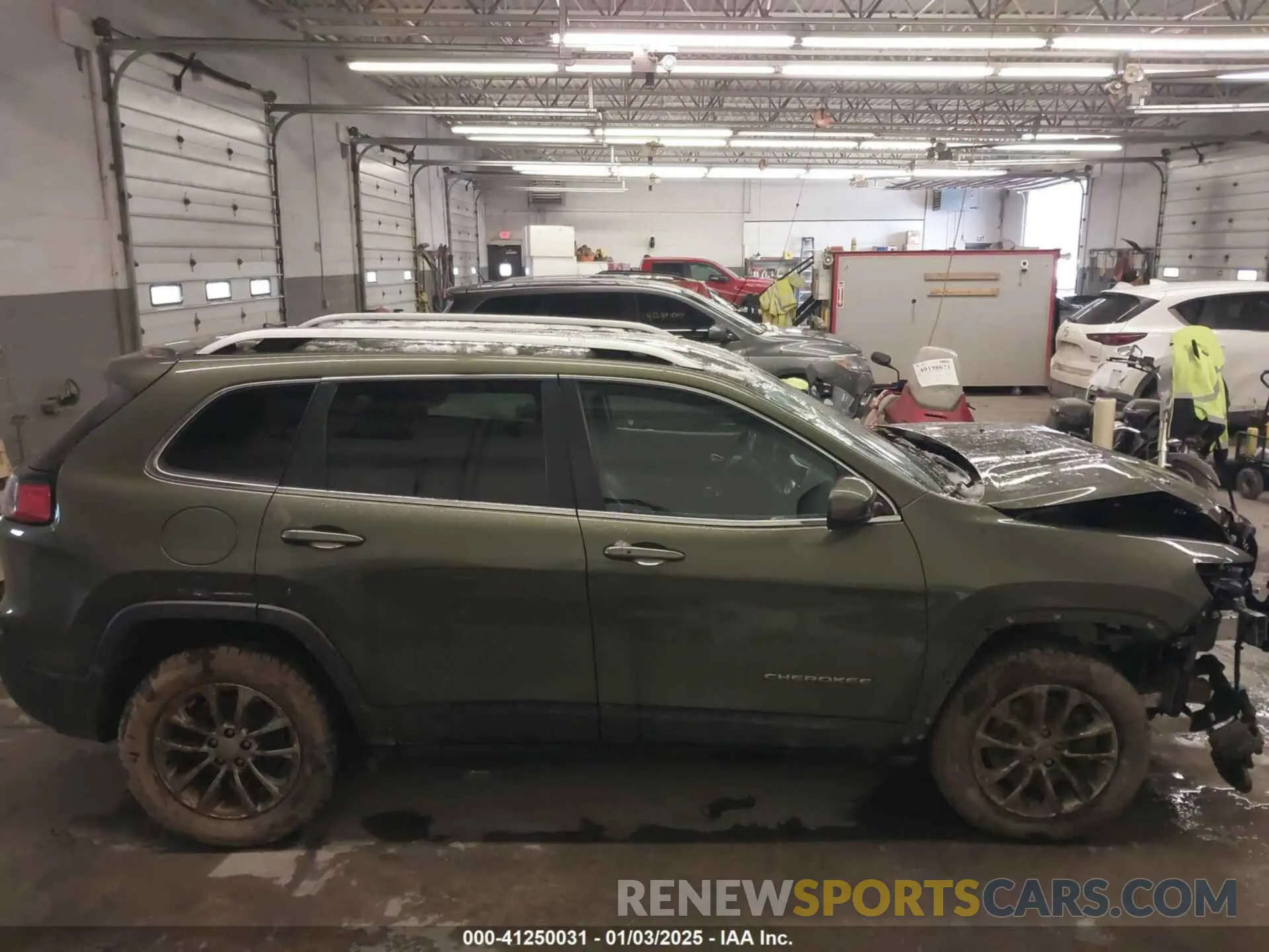14 fotografías del automóvil dañado 1C4PJMLB8KD191839 JEEP CHEROKEE 2019