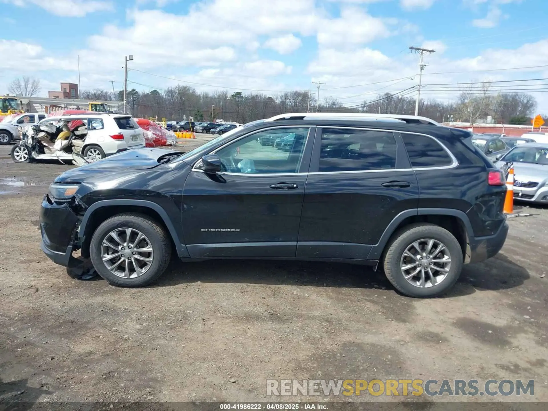 14 fotografías del automóvil dañado 1C4PJMLB8KD289446 JEEP CHEROKEE 2019