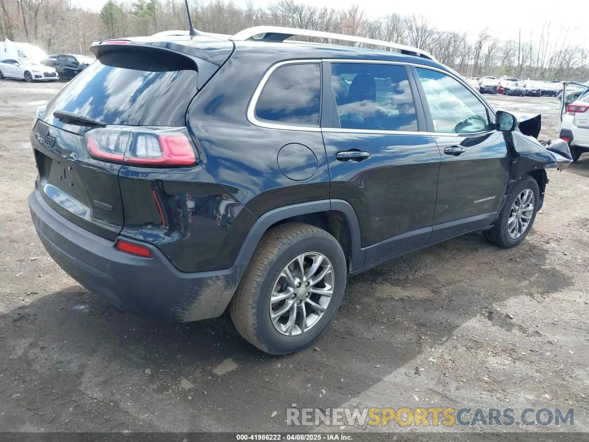 4 fotografías del automóvil dañado 1C4PJMLB8KD289446 JEEP CHEROKEE 2019