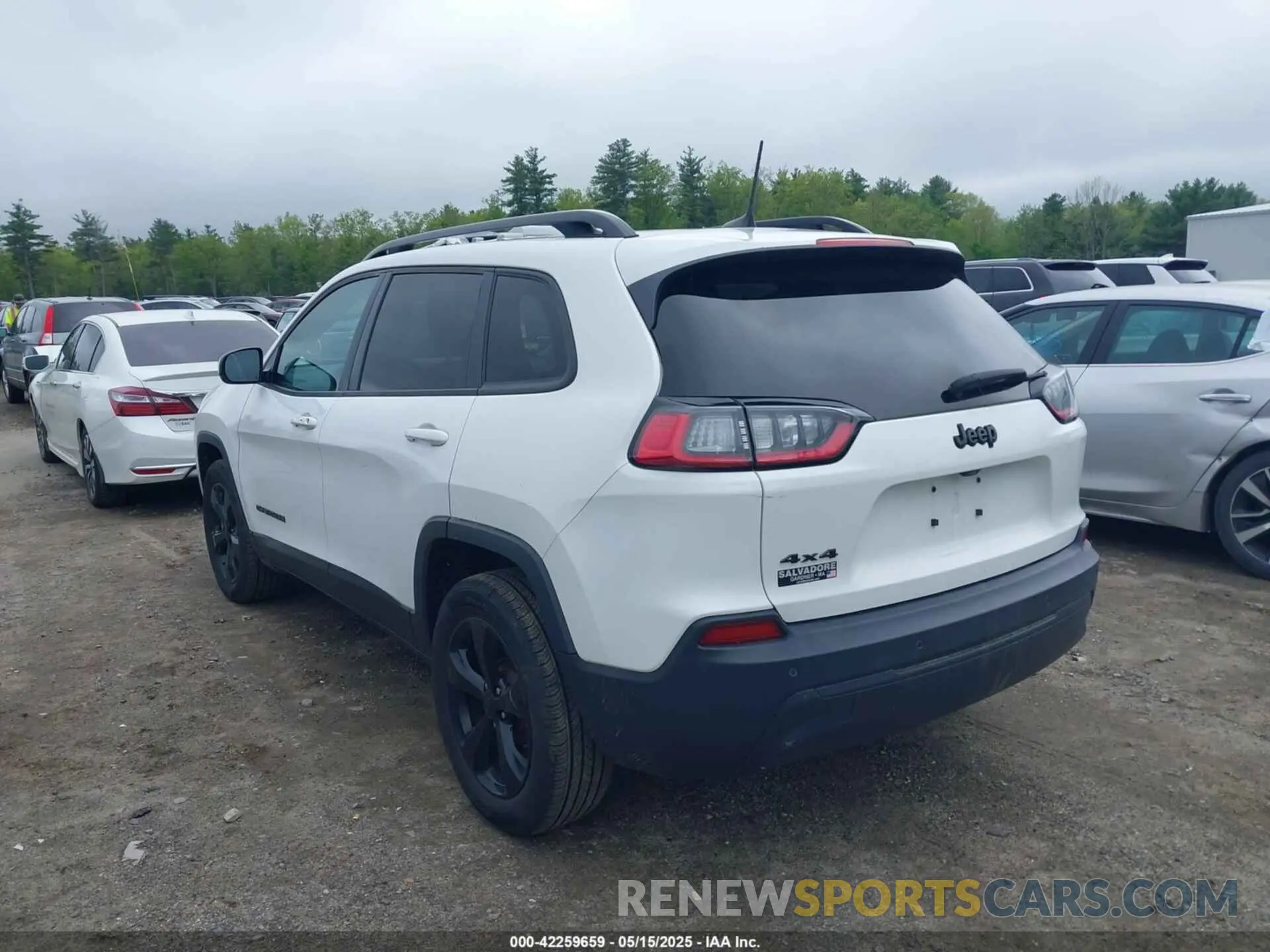 12 fotografías del automóvil dañado 1C4PJMLB8KD320467 JEEP CHEROKEE 2019