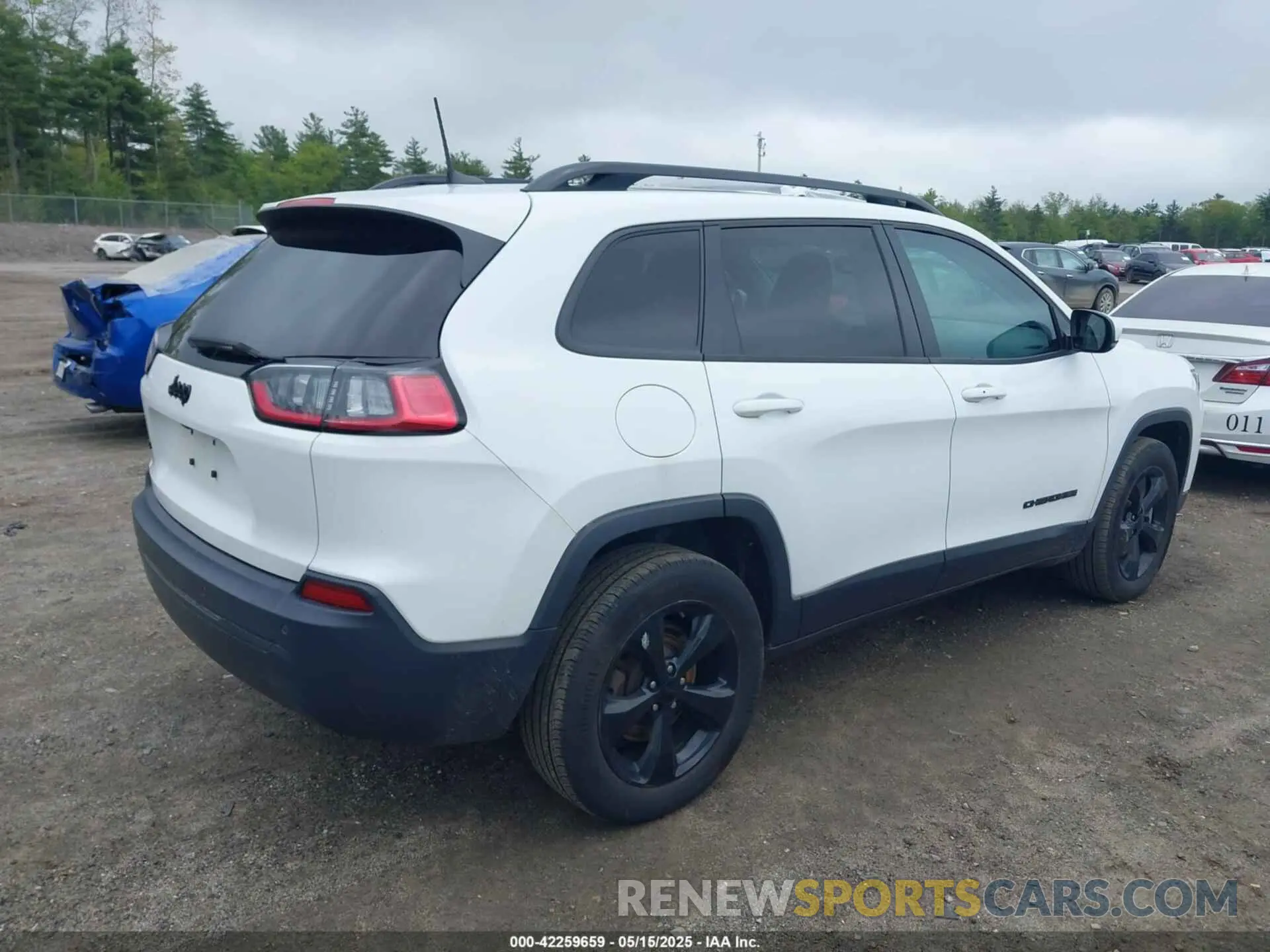 4 fotografías del automóvil dañado 1C4PJMLB8KD320467 JEEP CHEROKEE 2019