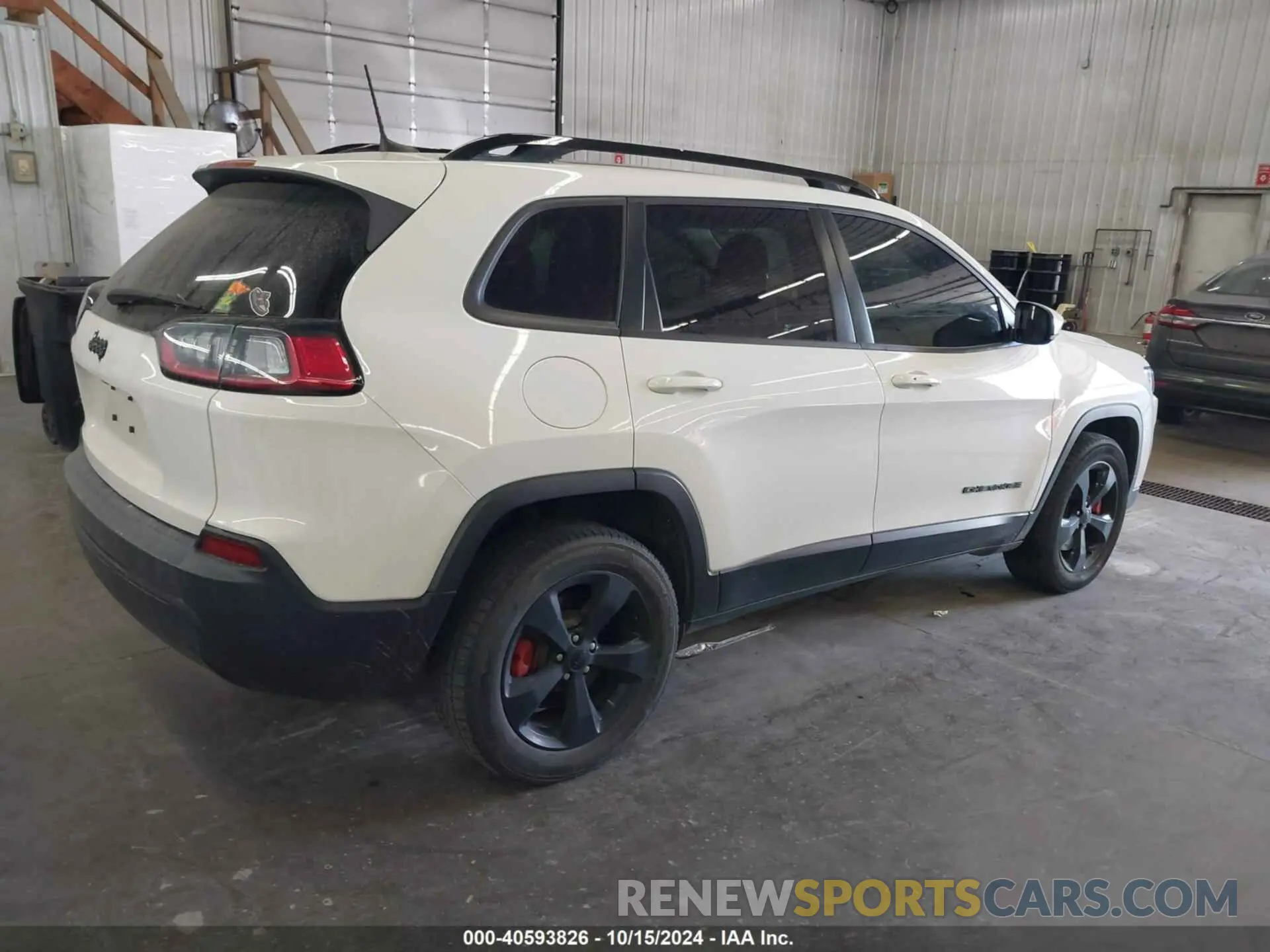 4 fotografías del automóvil dañado 1C4PJMLBXKD294213 JEEP CHEROKEE 2019