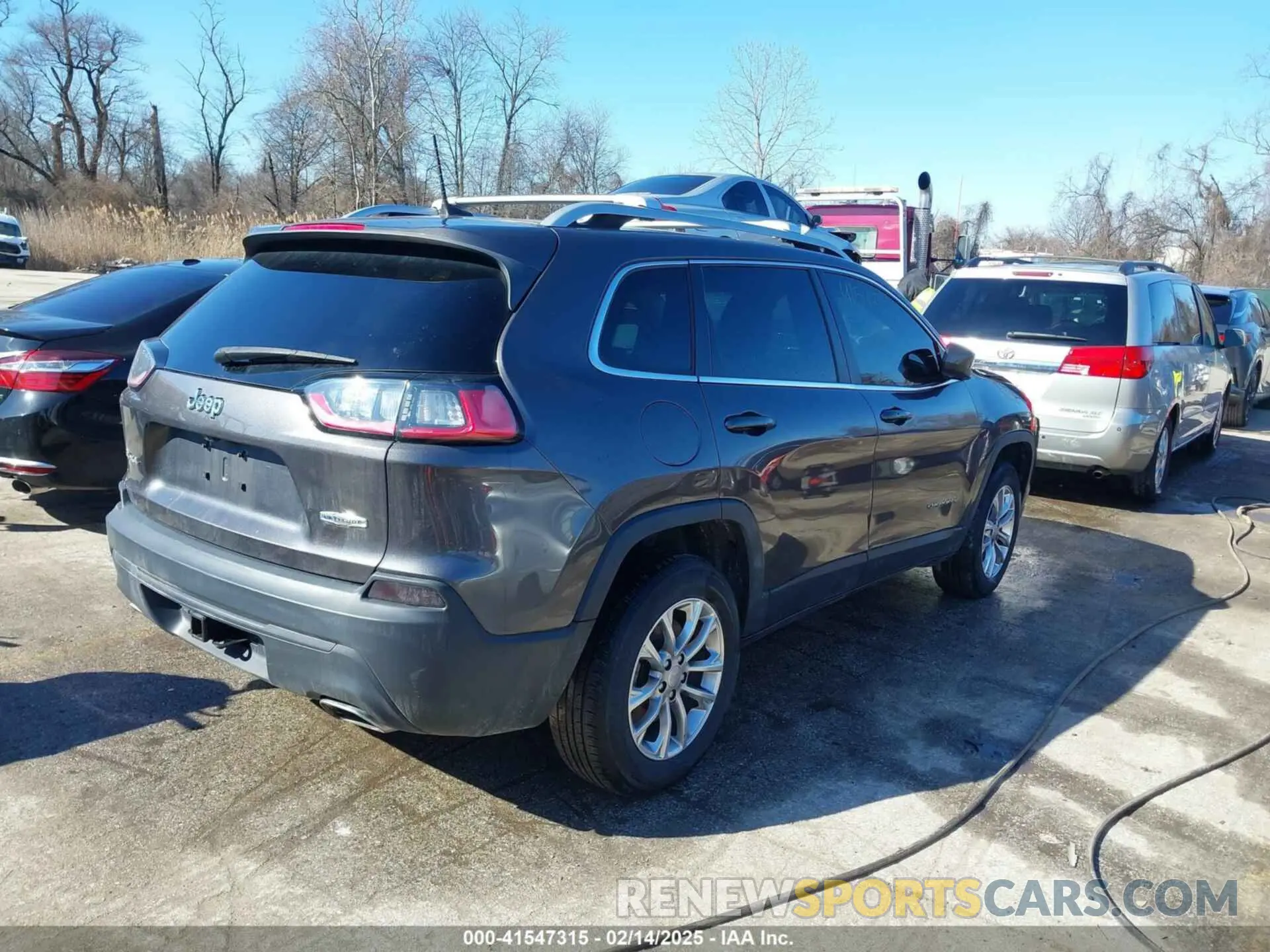 4 fotografías del automóvil dañado 1C4PJMLN7KD194094 JEEP CHEROKEE 2019