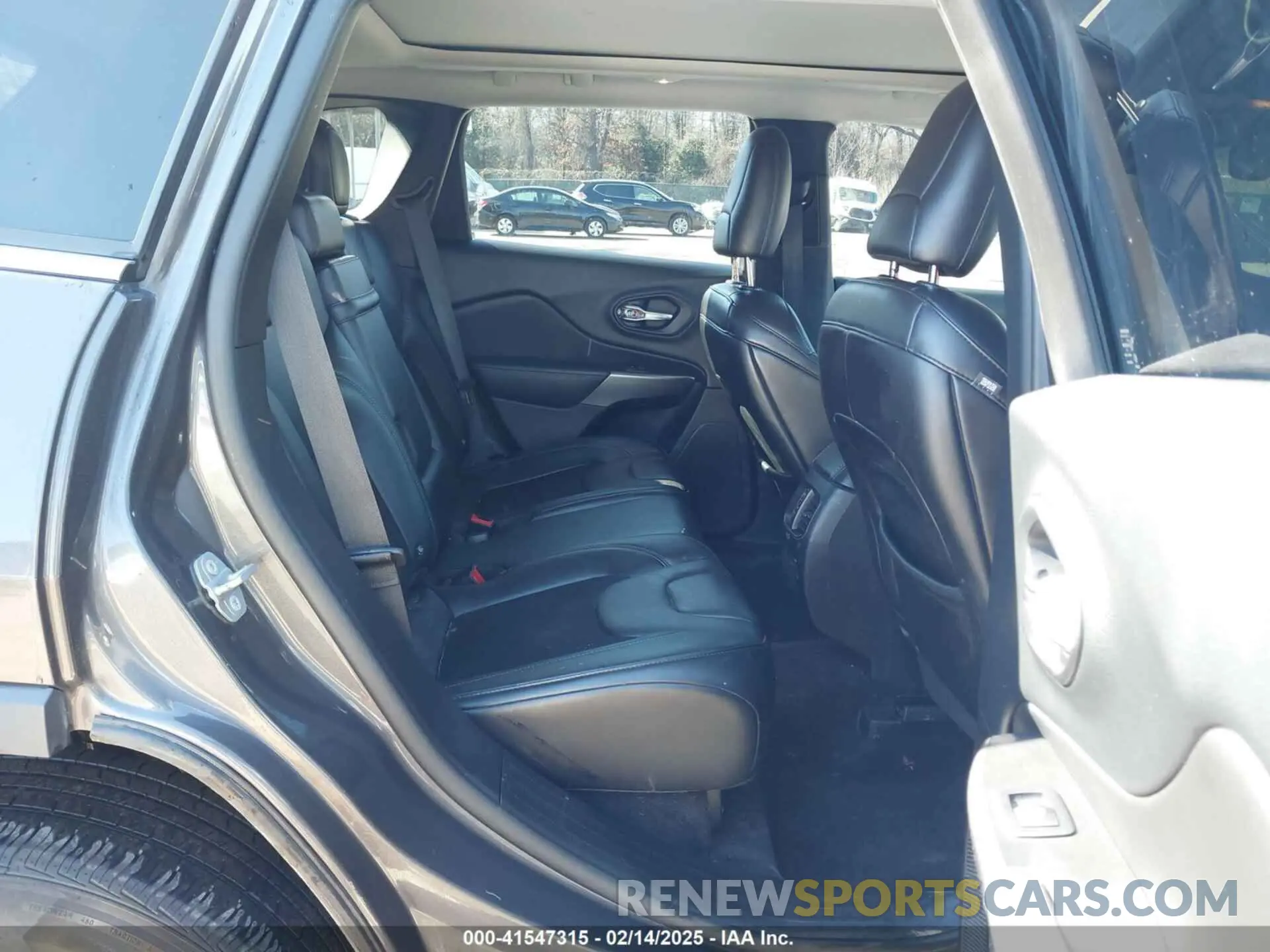 8 fotografías del automóvil dañado 1C4PJMLN7KD194094 JEEP CHEROKEE 2019