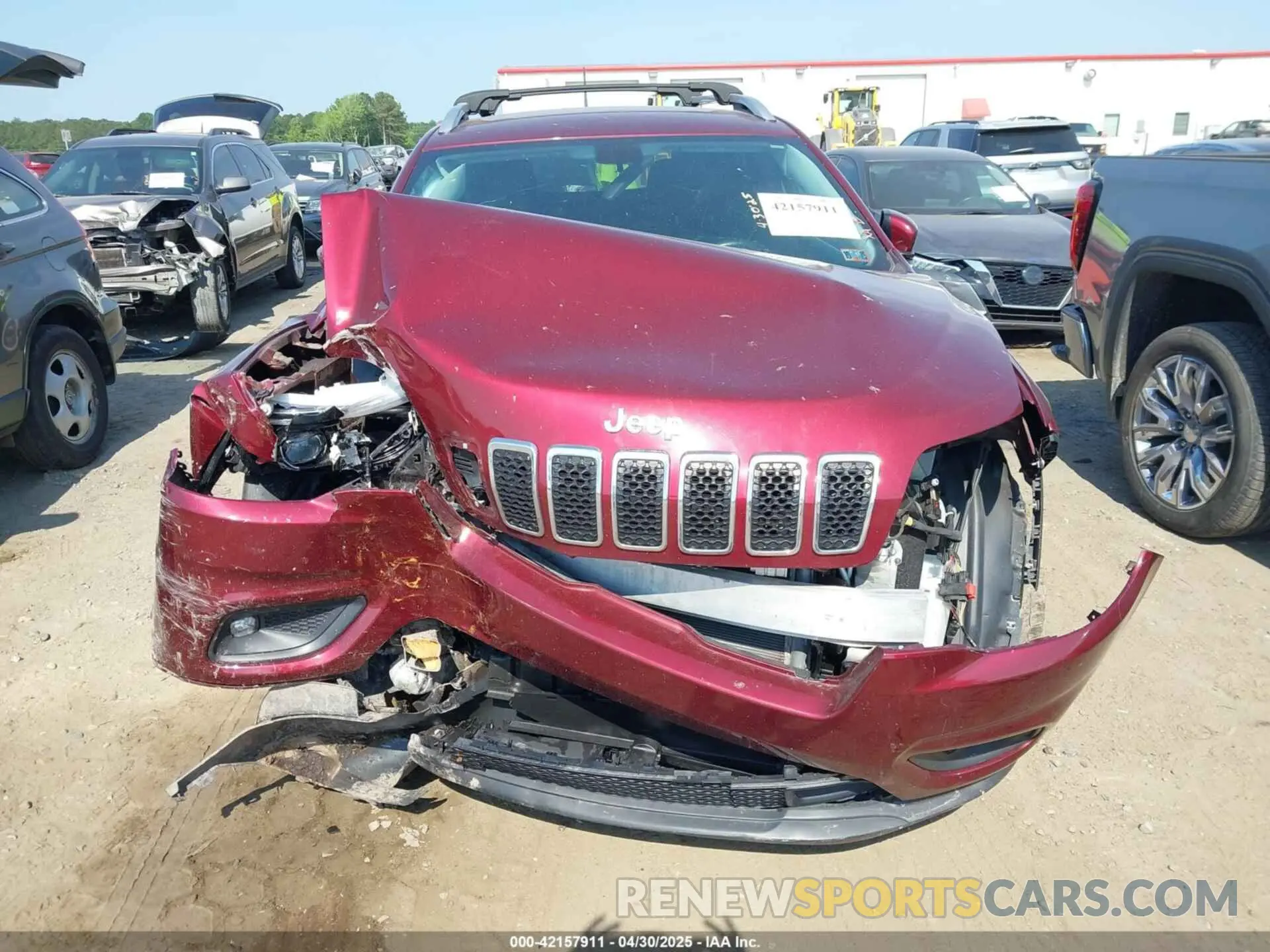 12 fotografías del automóvil dañado 1C4PJMLX7KD252805 JEEP CHEROKEE 2019