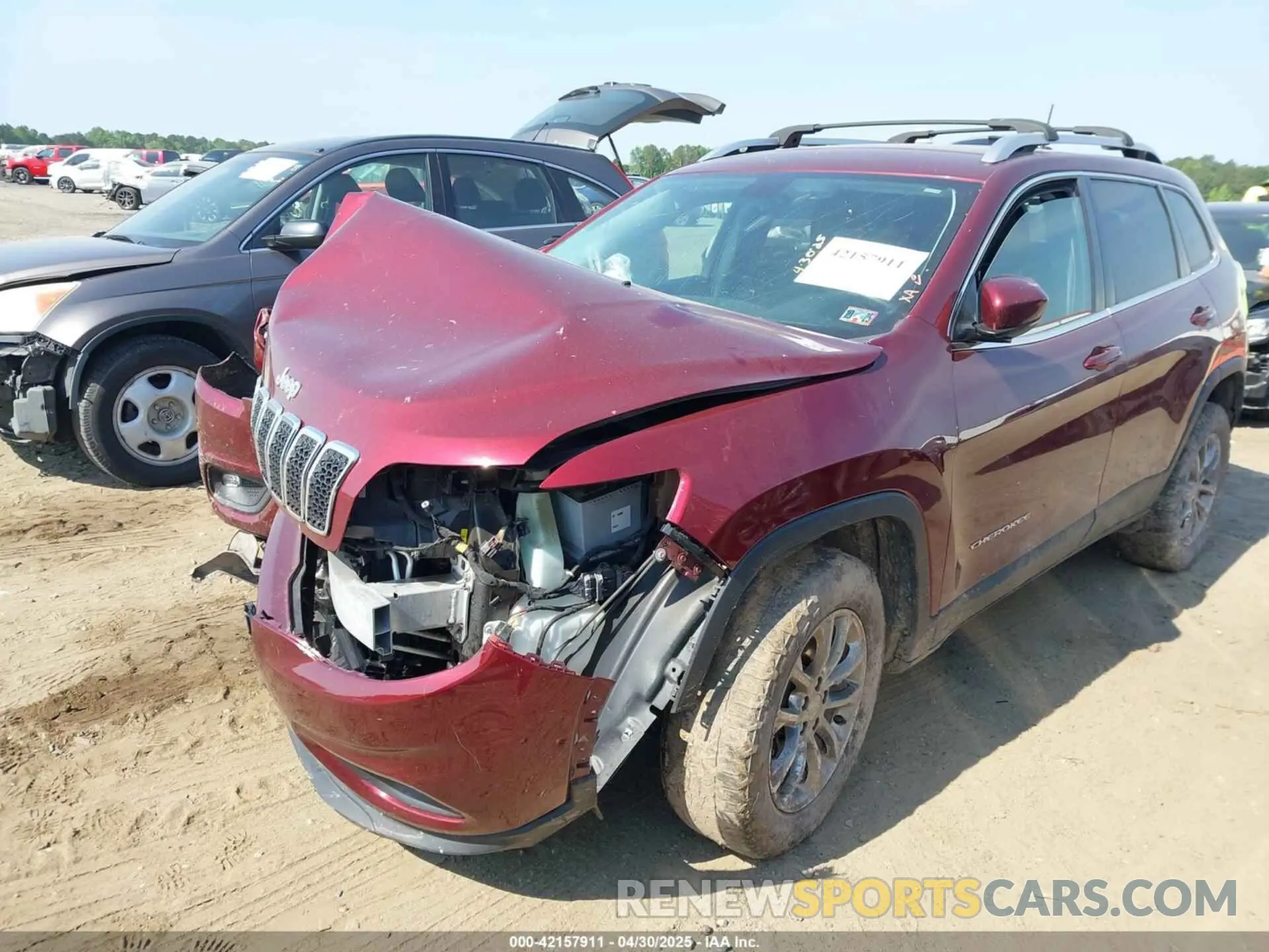 2 fotografías del automóvil dañado 1C4PJMLX7KD252805 JEEP CHEROKEE 2019