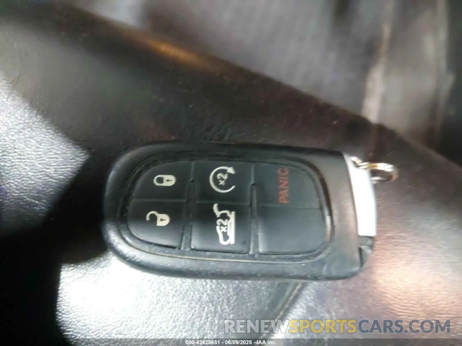 11 fotografías del automóvil dañado 1C4PJMLX8KD484233 JEEP CHEROKEE 2019