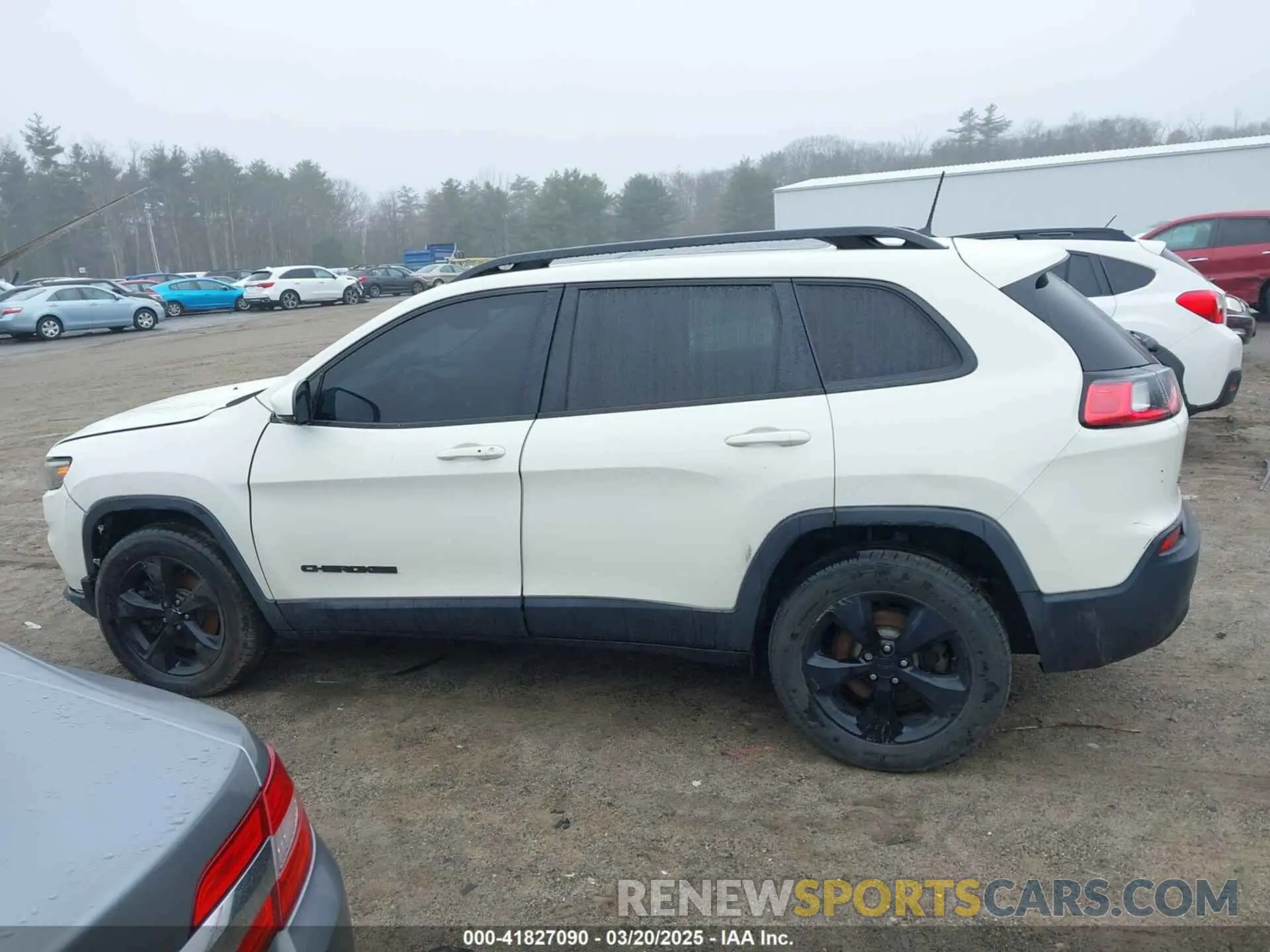 14 fotografías del automóvil dañado 1C4PJMLXXKD311619 JEEP CHEROKEE 2019