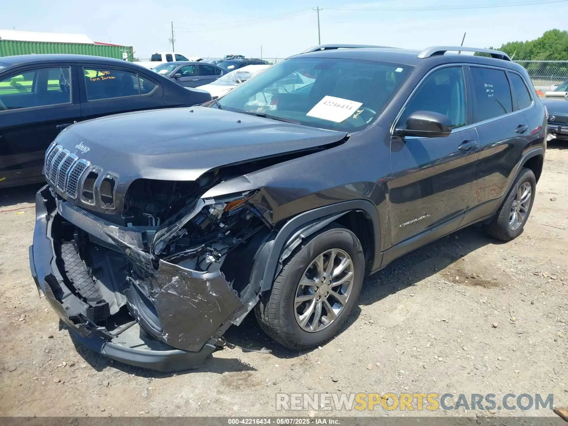 2 fotografías del automóvil dañado 1C4PJMLXXKD471368 JEEP CHEROKEE 2019