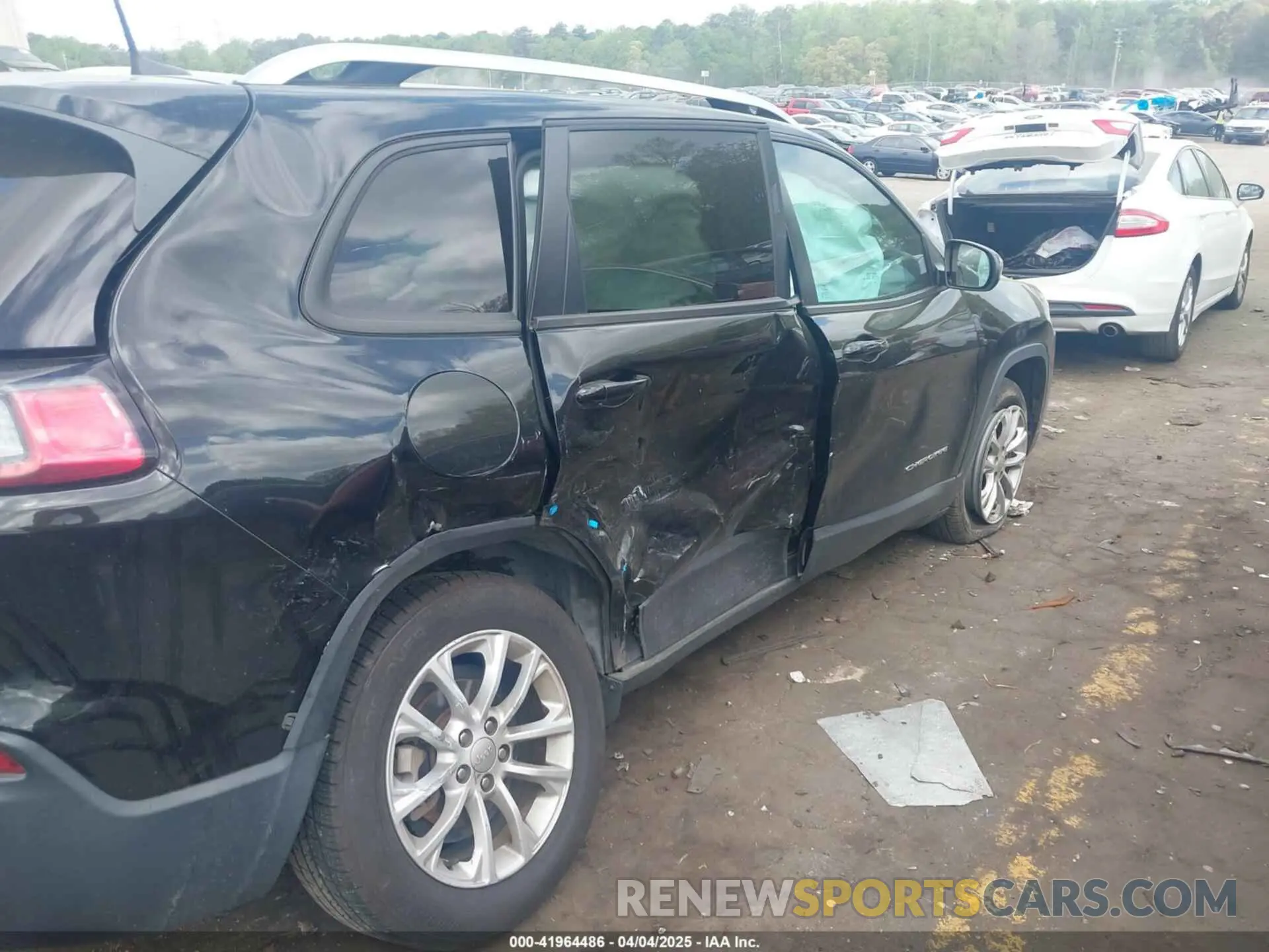 6 fotografías del automóvil dañado 1C4PJLCB2LD571593 JEEP CHEROKEE 2020