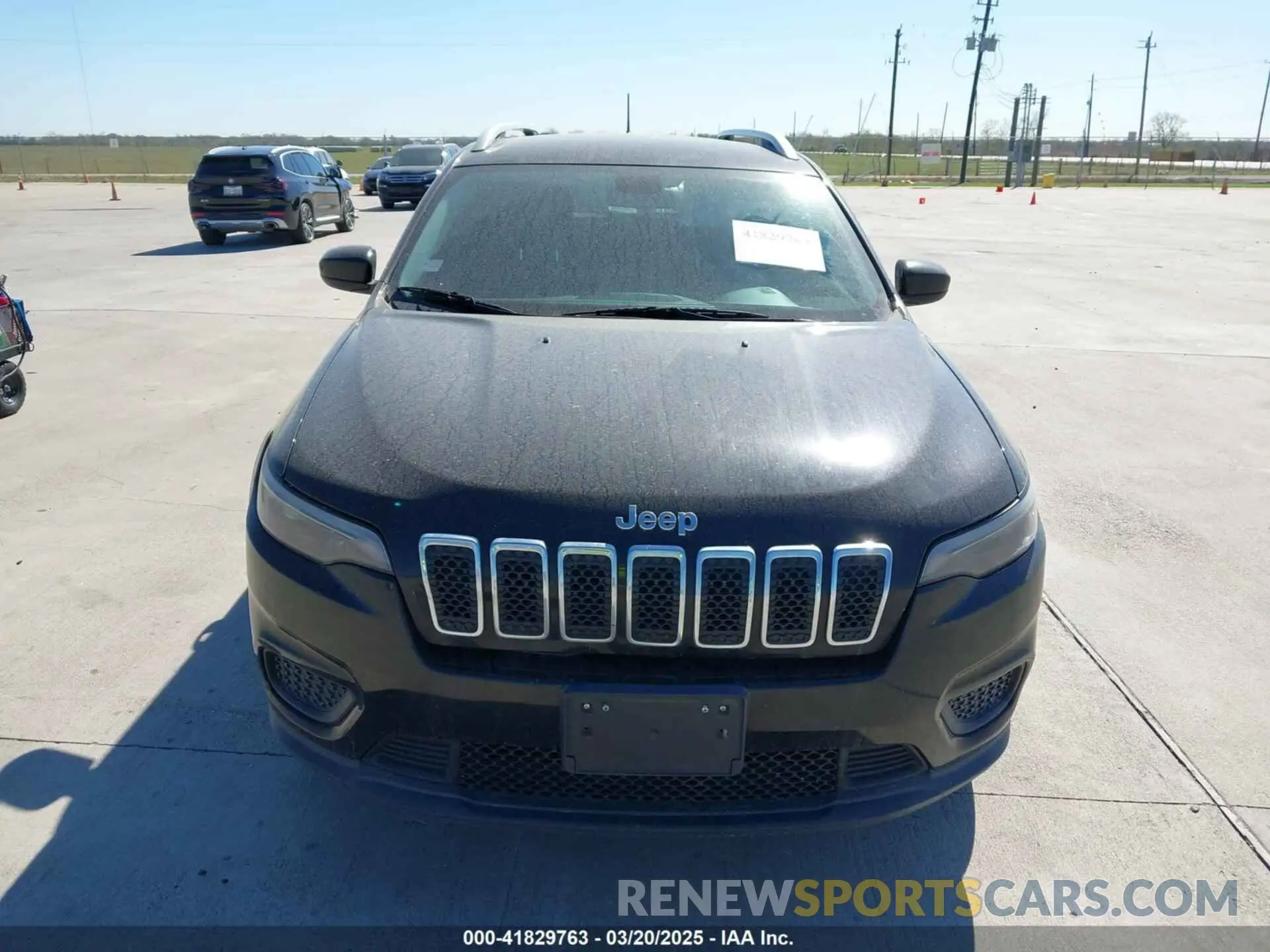 12 fotografías del automóvil dañado 1C4PJLCB3LD536190 JEEP CHEROKEE 2020