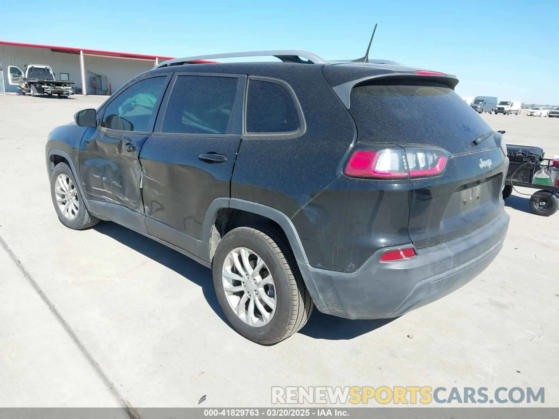 3 fotografías del automóvil dañado 1C4PJLCB3LD536190 JEEP CHEROKEE 2020