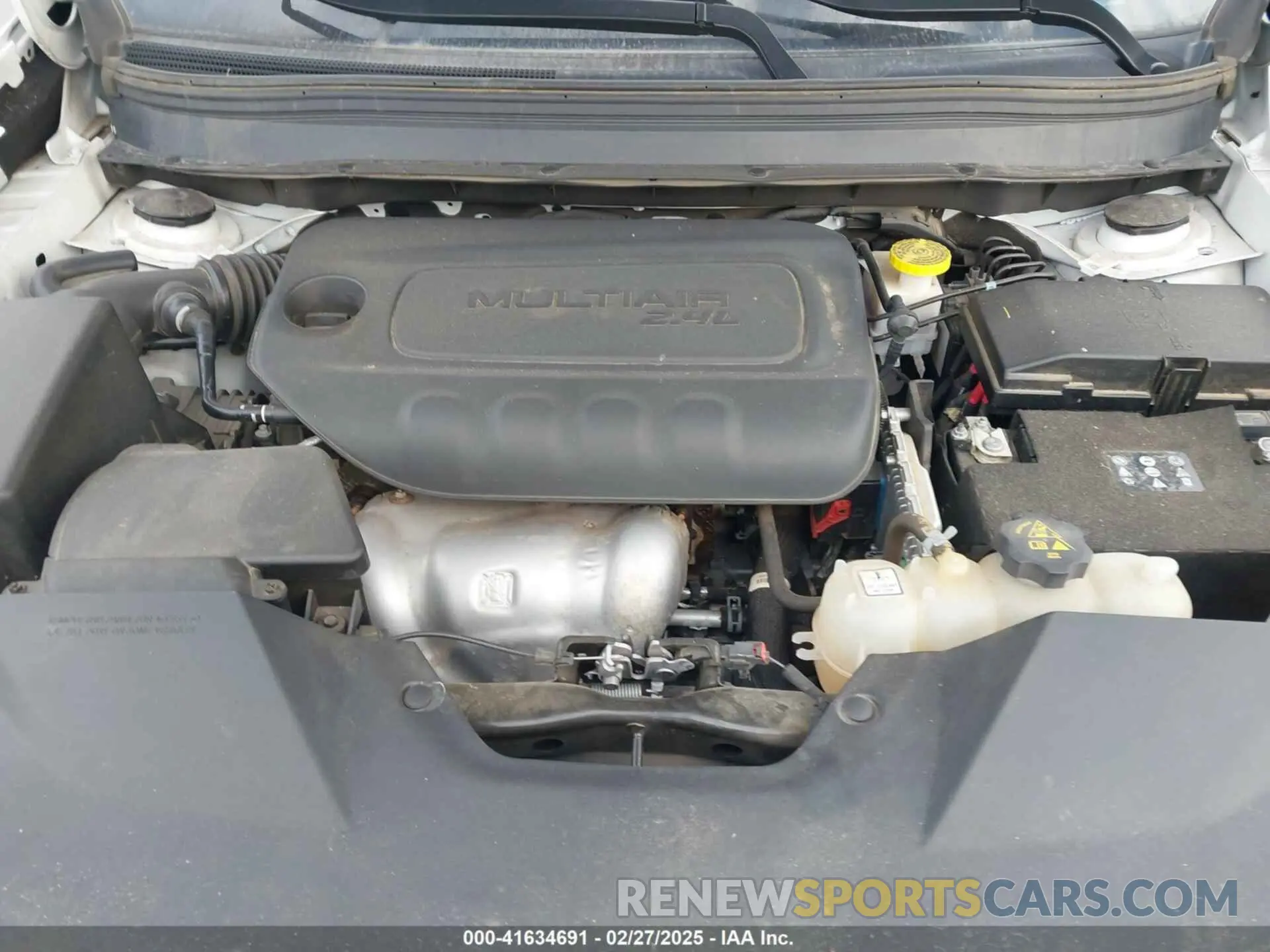 10 fotografías del automóvil dañado 1C4PJLCB5LD618650 JEEP CHEROKEE 2020