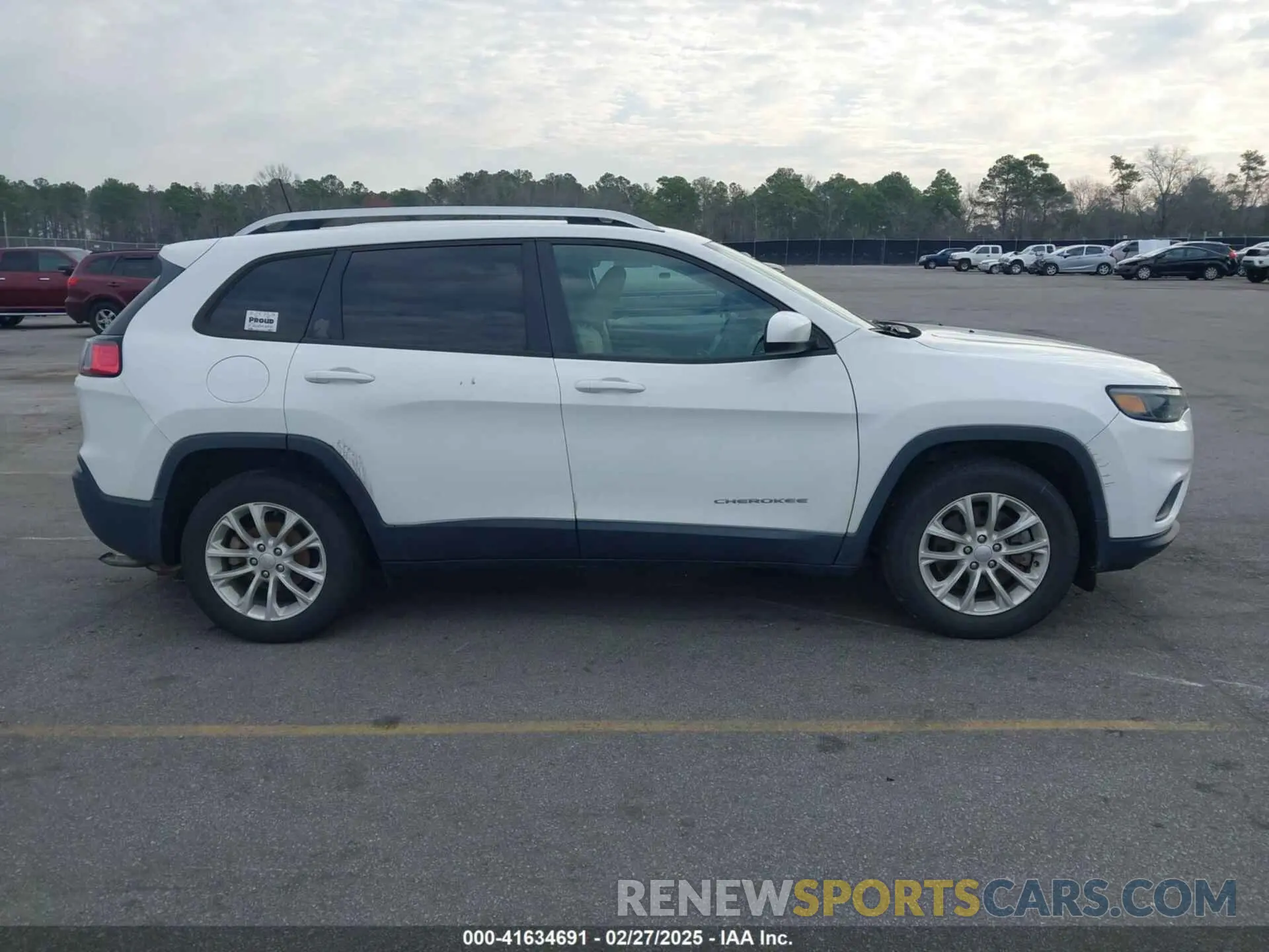 13 fotografías del automóvil dañado 1C4PJLCB5LD618650 JEEP CHEROKEE 2020