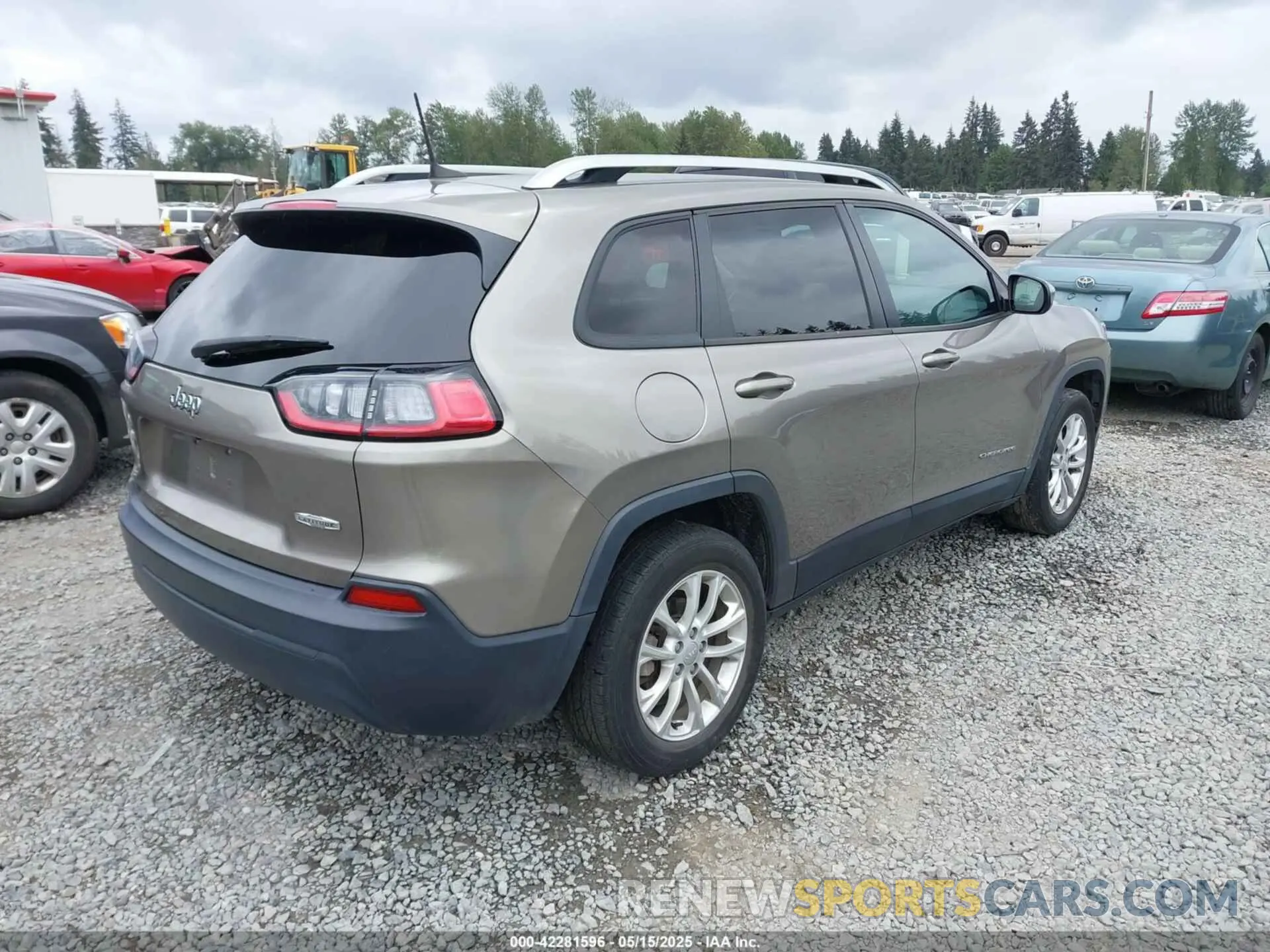 4 fotografías del automóvil dañado 1C4PJLCB8LD606699 JEEP CHEROKEE 2020