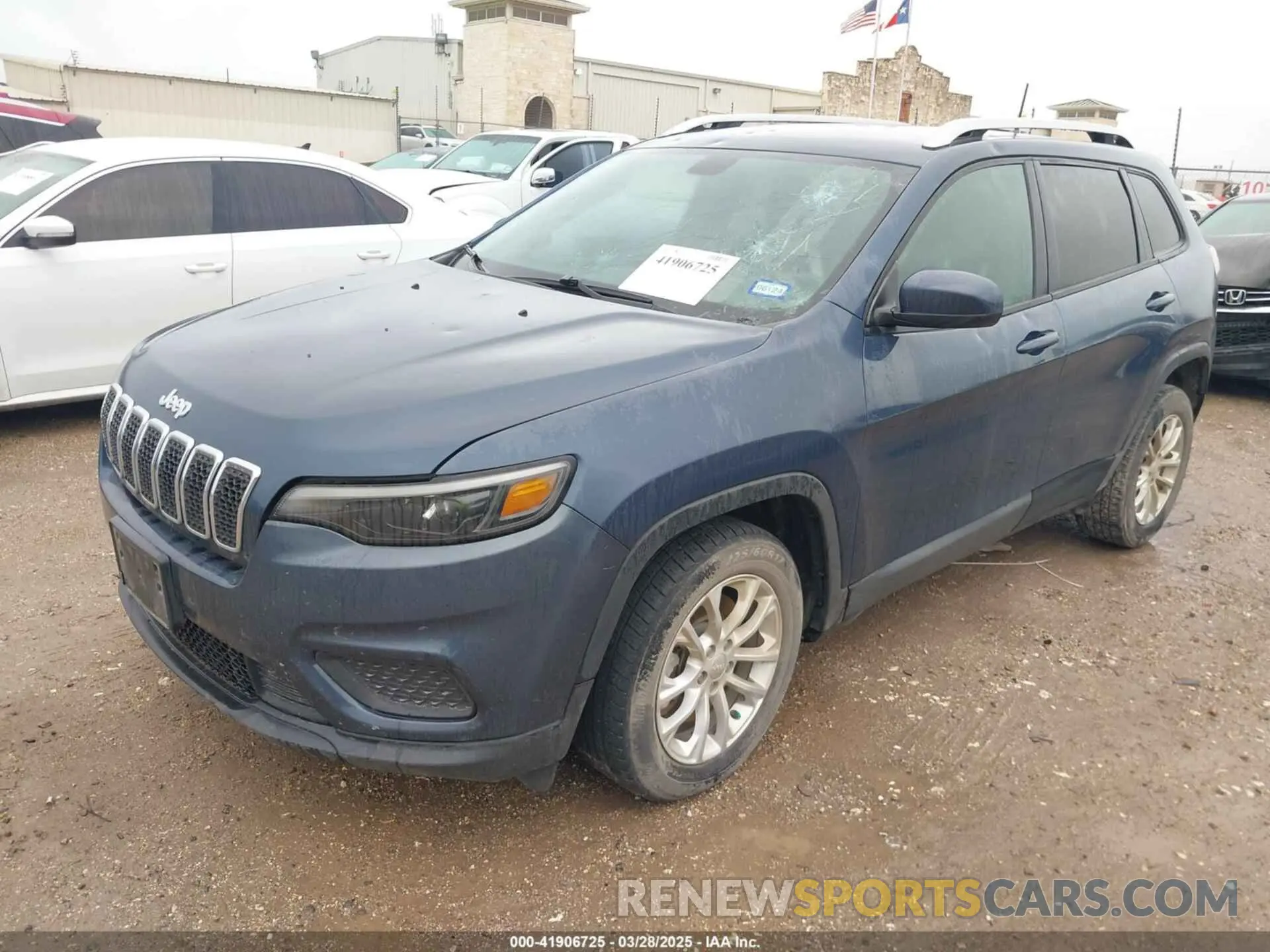 2 fotografías del automóvil dañado 1C4PJLCB9LD521757 JEEP CHEROKEE 2020