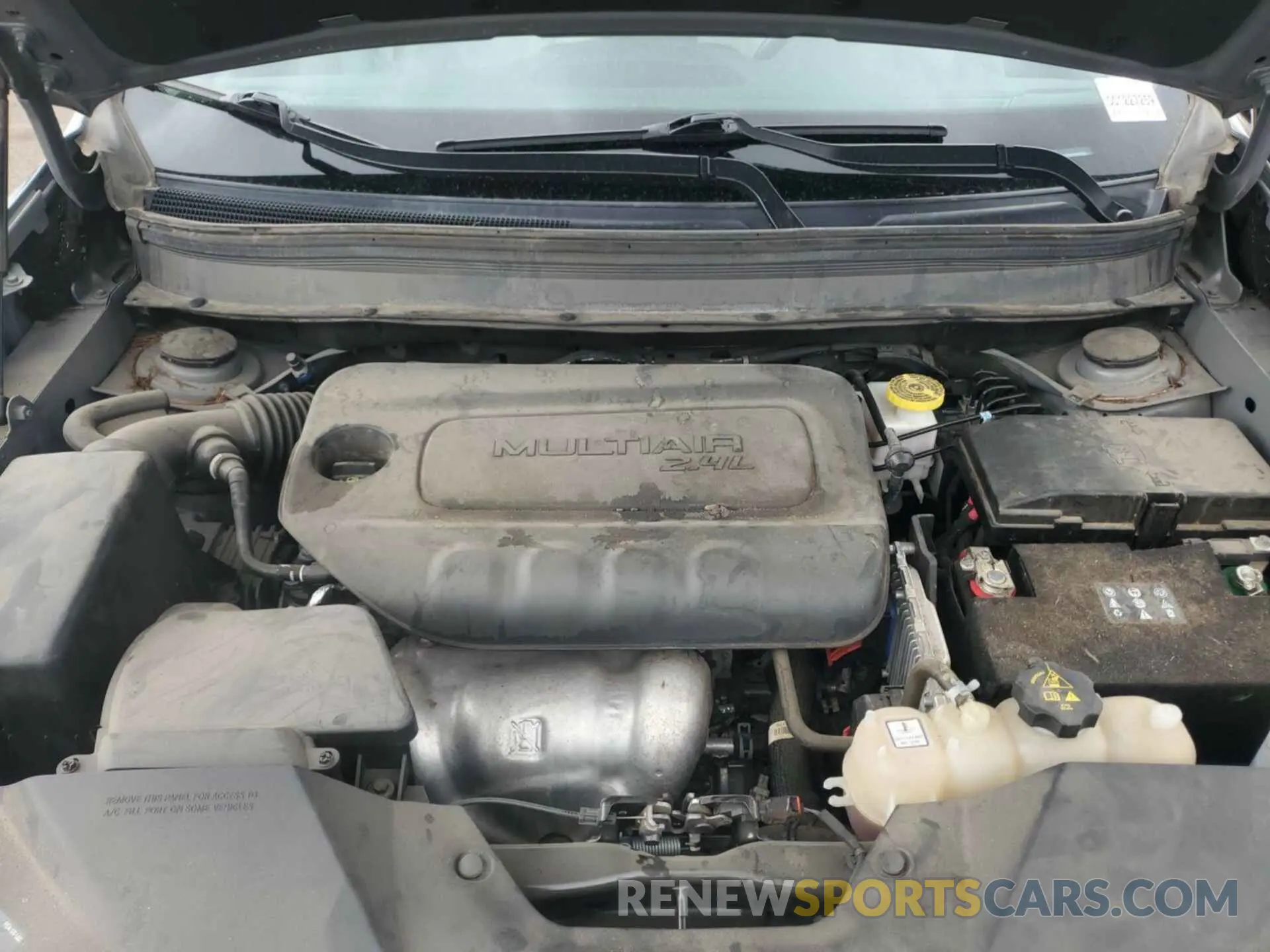 8 fotografías del automóvil dañado 1C4PJLDB1LD549132 JEEP CHEROKEE 2020