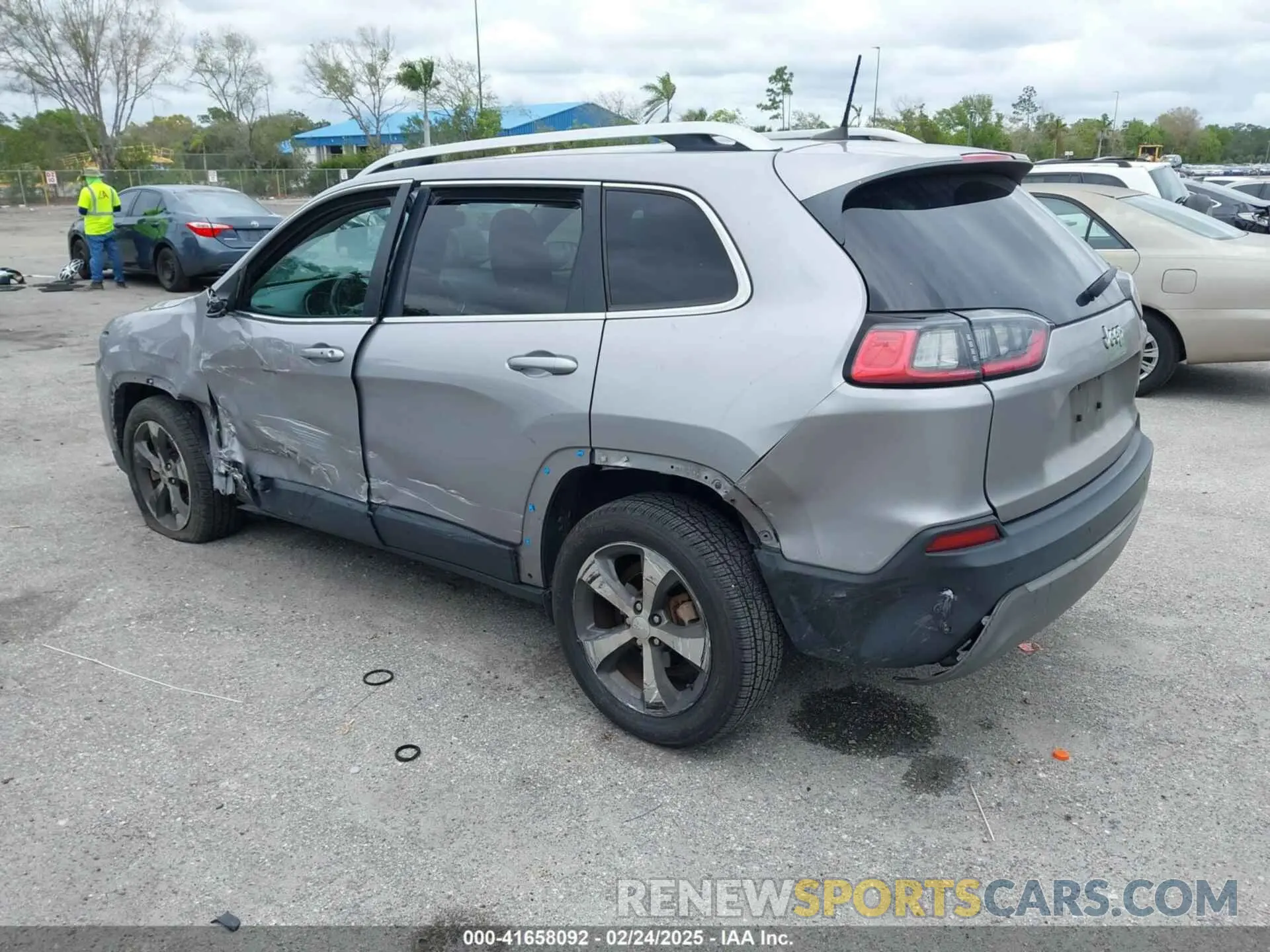 3 fotografías del automóvil dañado 1C4PJLDB2LD560723 JEEP CHEROKEE 2020