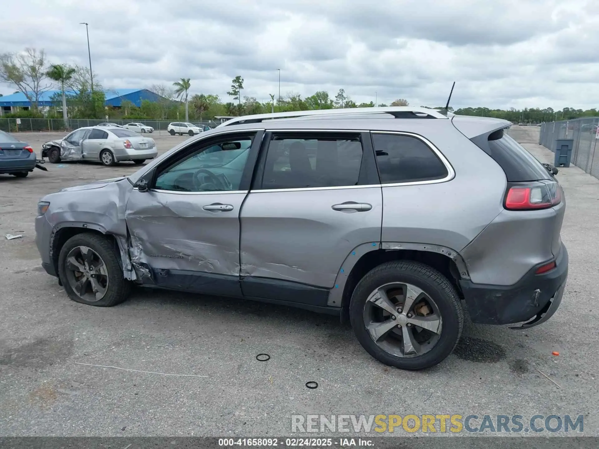 6 fotografías del automóvil dañado 1C4PJLDB2LD560723 JEEP CHEROKEE 2020