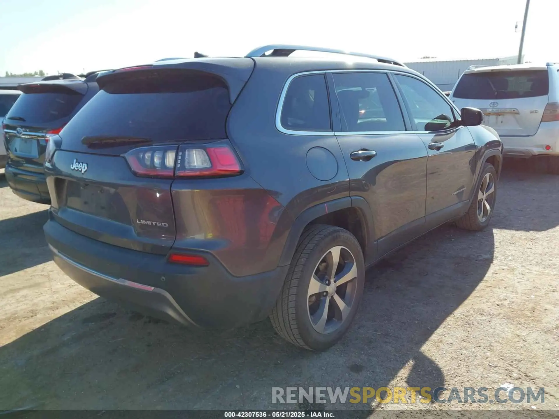 4 fotografías del automóvil dañado 1C4PJLDB3LD547365 JEEP CHEROKEE 2020