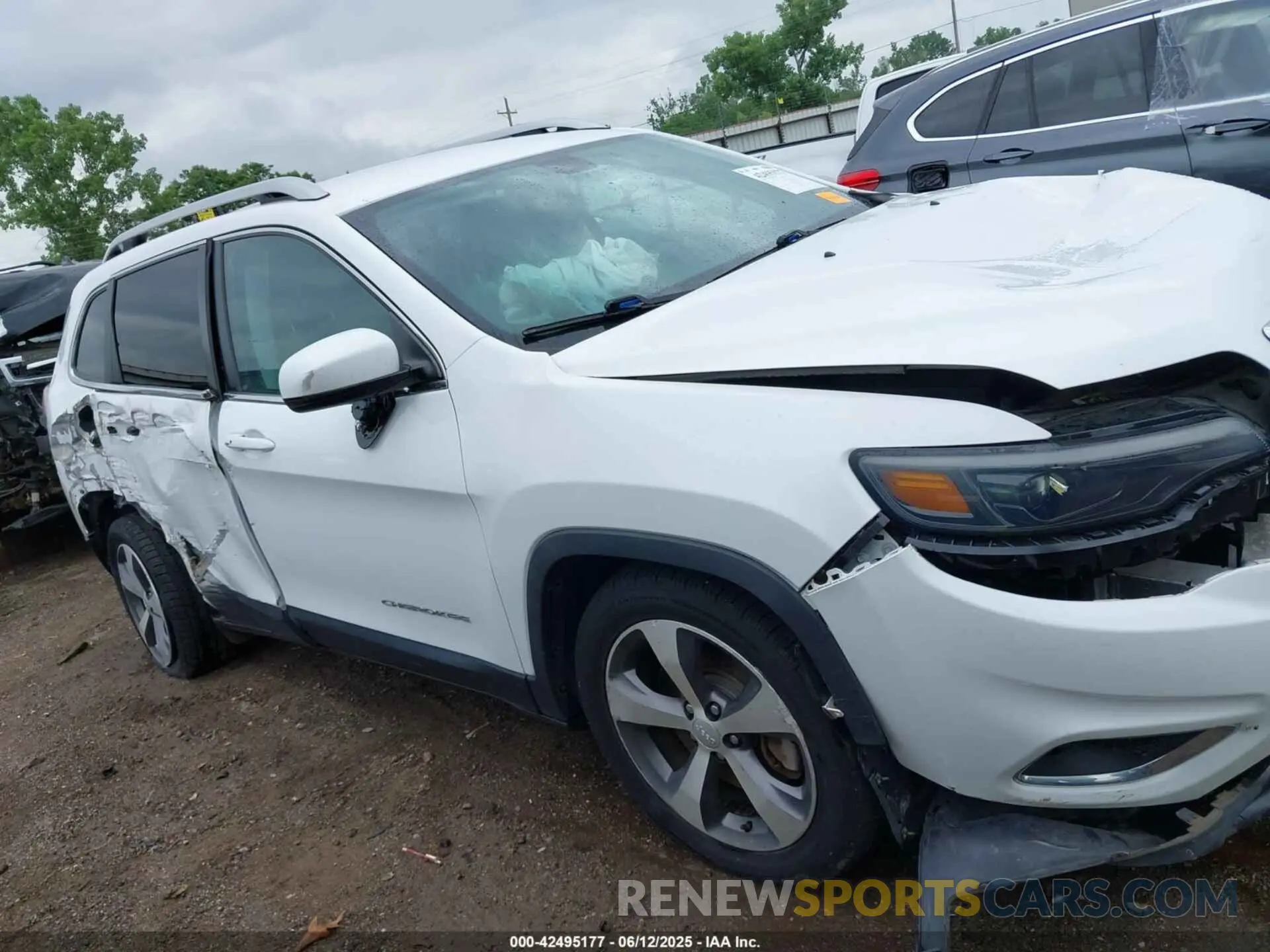 14 fotografías del automóvil dañado 1C4PJLDB3LD643254 JEEP CHEROKEE 2020