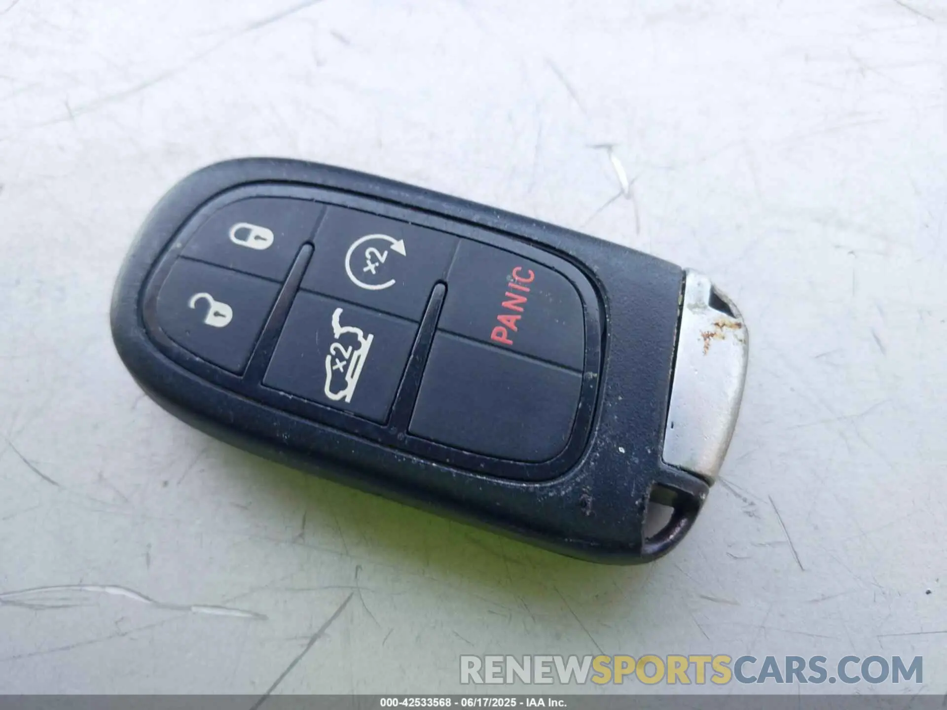 11 fotografías del automóvil dañado 1C4PJLDB5LD535167 JEEP CHEROKEE 2020