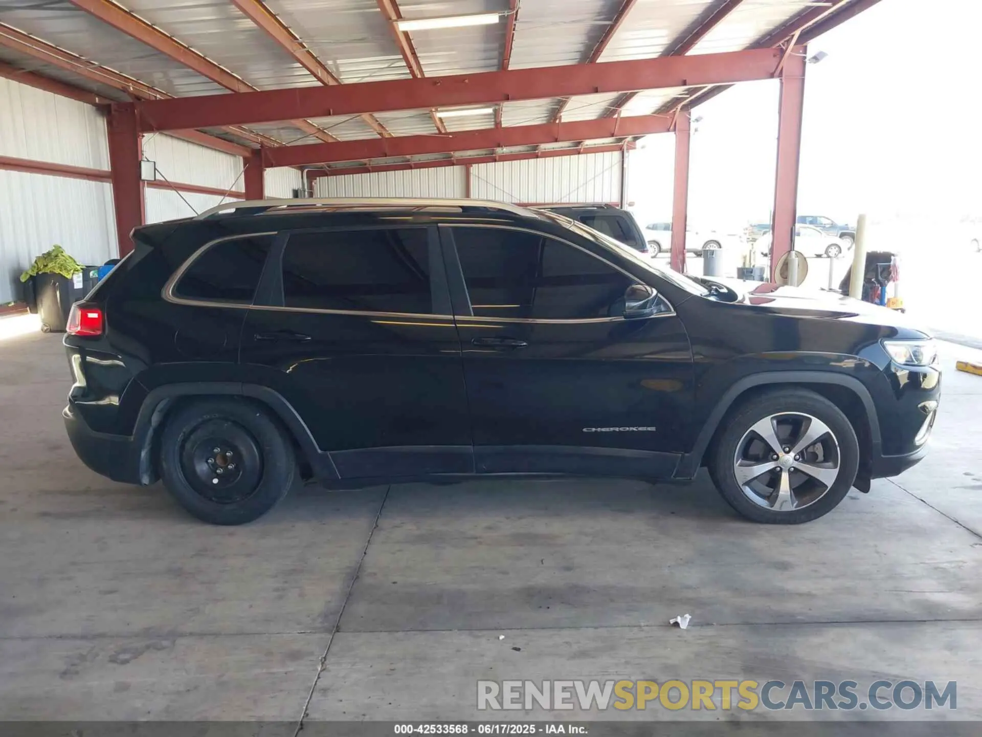 14 fotografías del automóvil dañado 1C4PJLDB5LD535167 JEEP CHEROKEE 2020