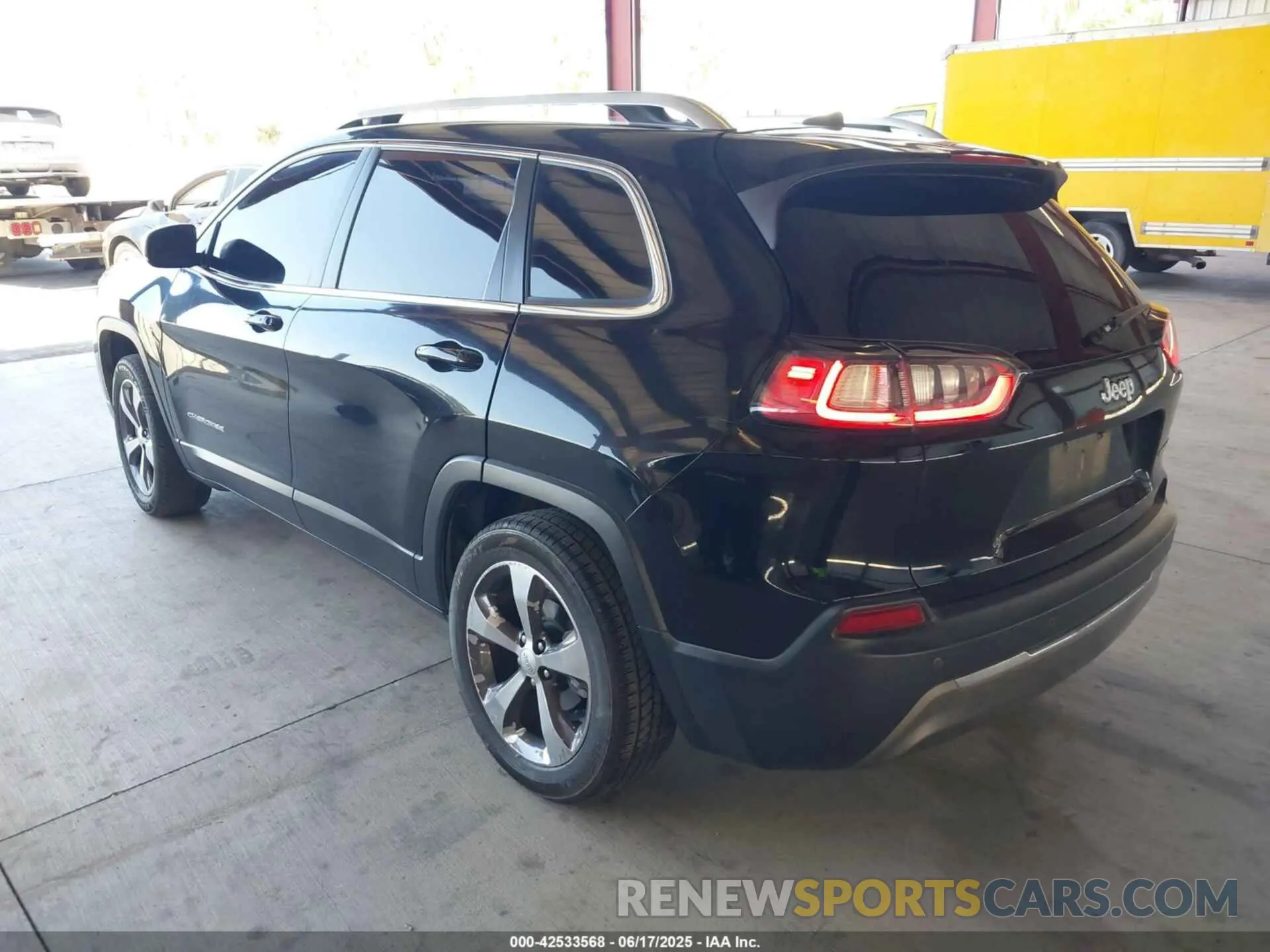 3 fotografías del automóvil dañado 1C4PJLDB5LD535167 JEEP CHEROKEE 2020