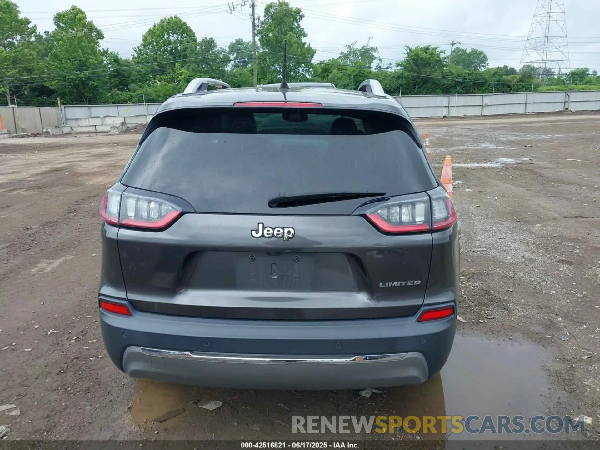 16 fotografías del automóvil dañado 1C4PJLDB8LD653312 JEEP CHEROKEE 2020