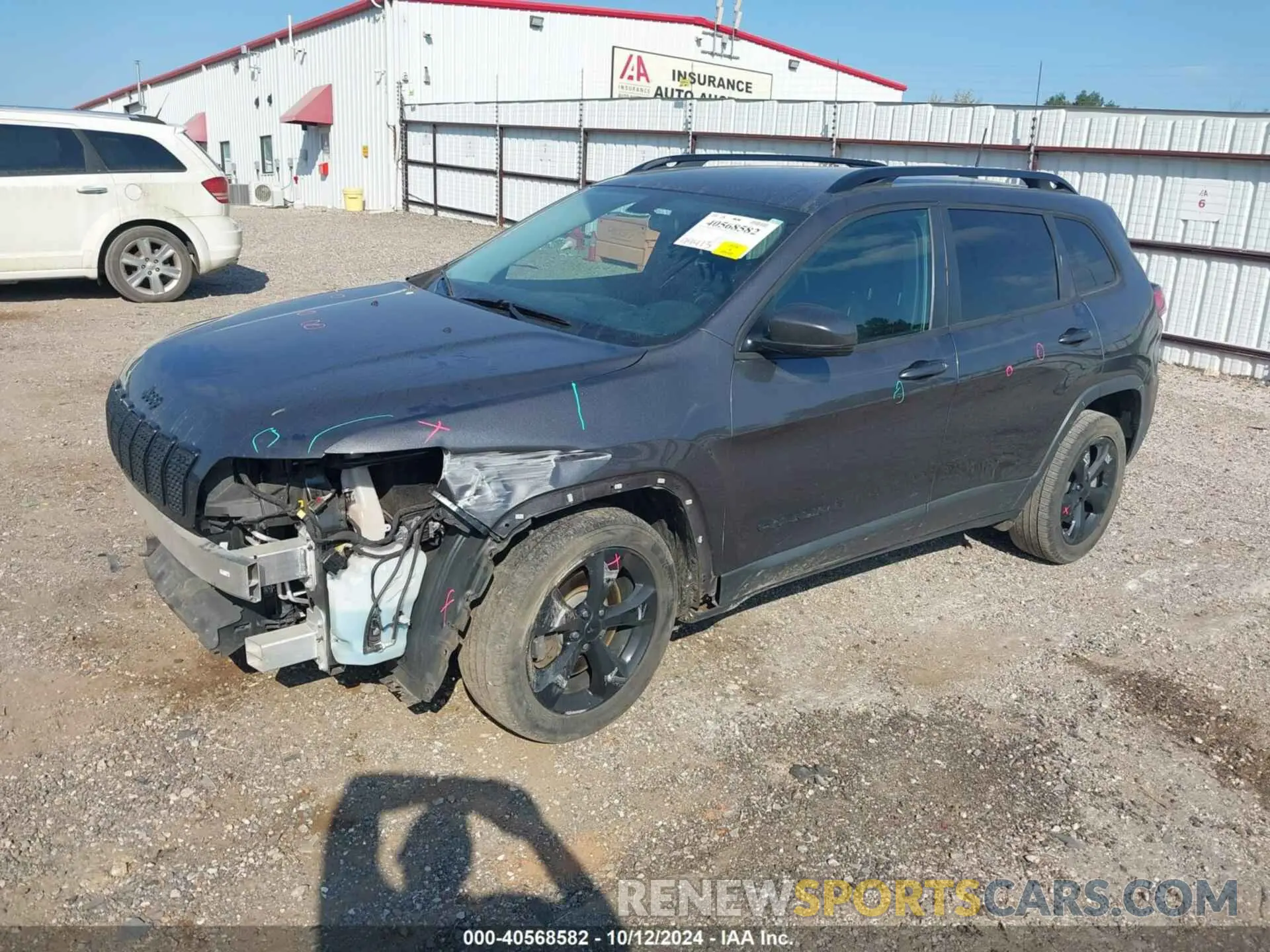 2 fotografías del automóvil dañado 1C4PJLLB0LD581586 JEEP CHEROKEE 2020