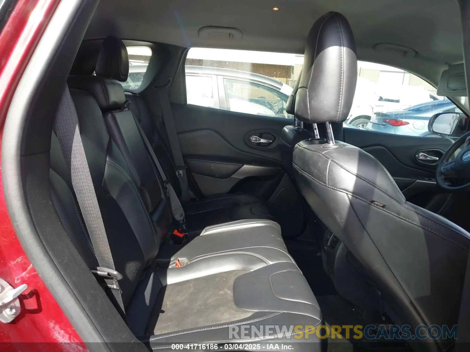 8 fotografías del automóvil dañado 1C4PJLLB3LD615567 JEEP CHEROKEE 2020