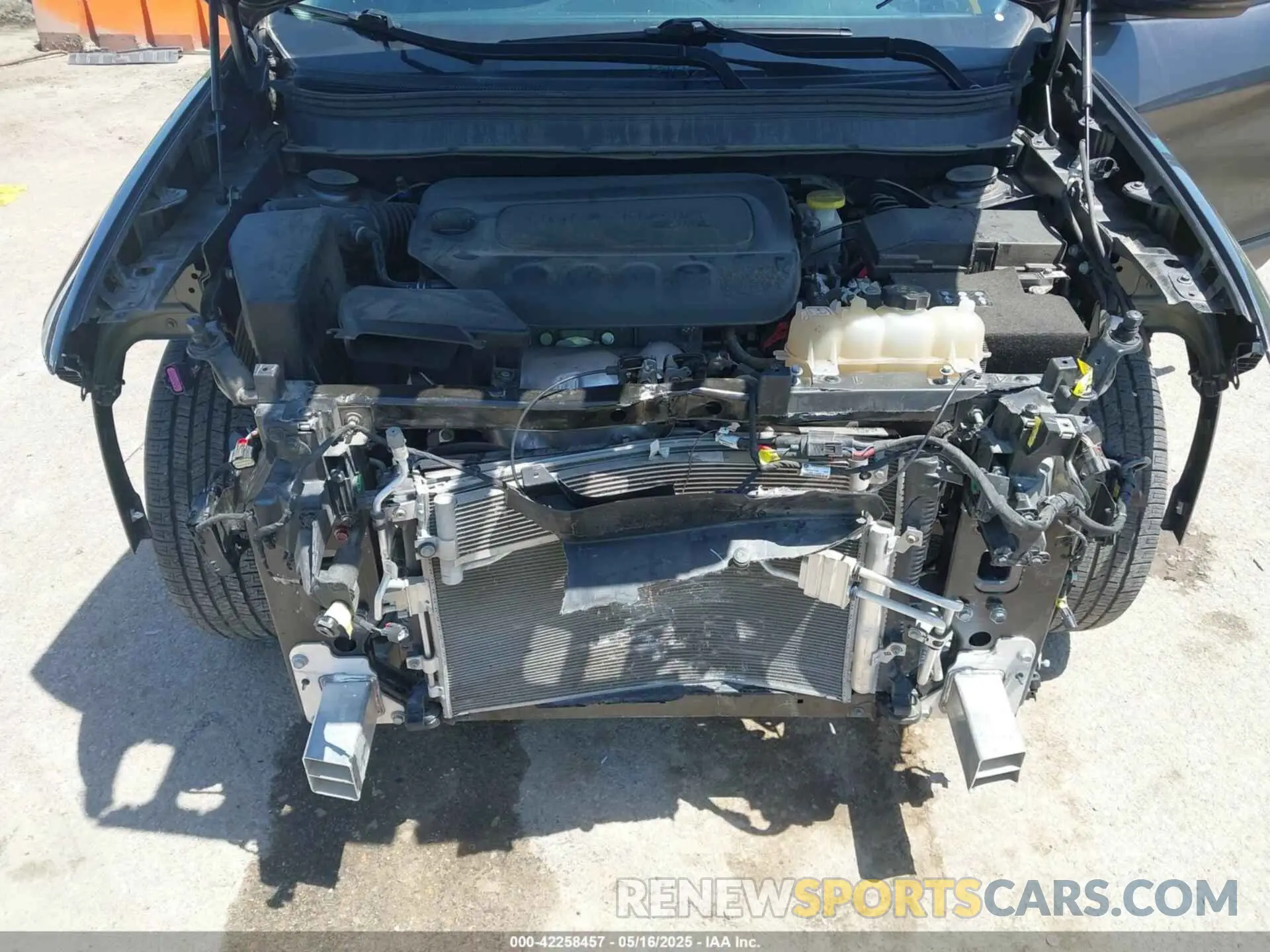 10 fotografías del automóvil dañado 1C4PJLLB4LD530396 JEEP CHEROKEE 2020