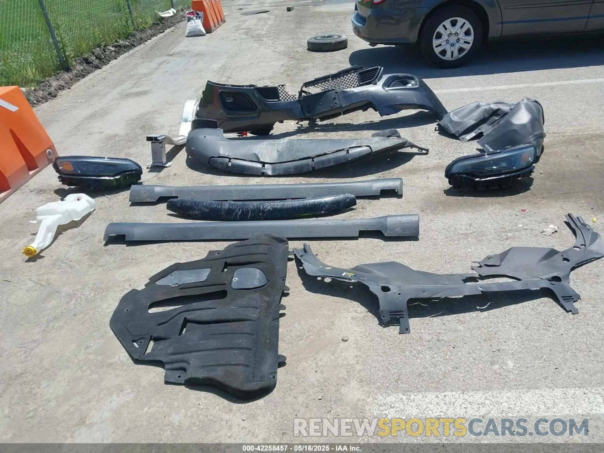 12 fotografías del automóvil dañado 1C4PJLLB4LD530396 JEEP CHEROKEE 2020