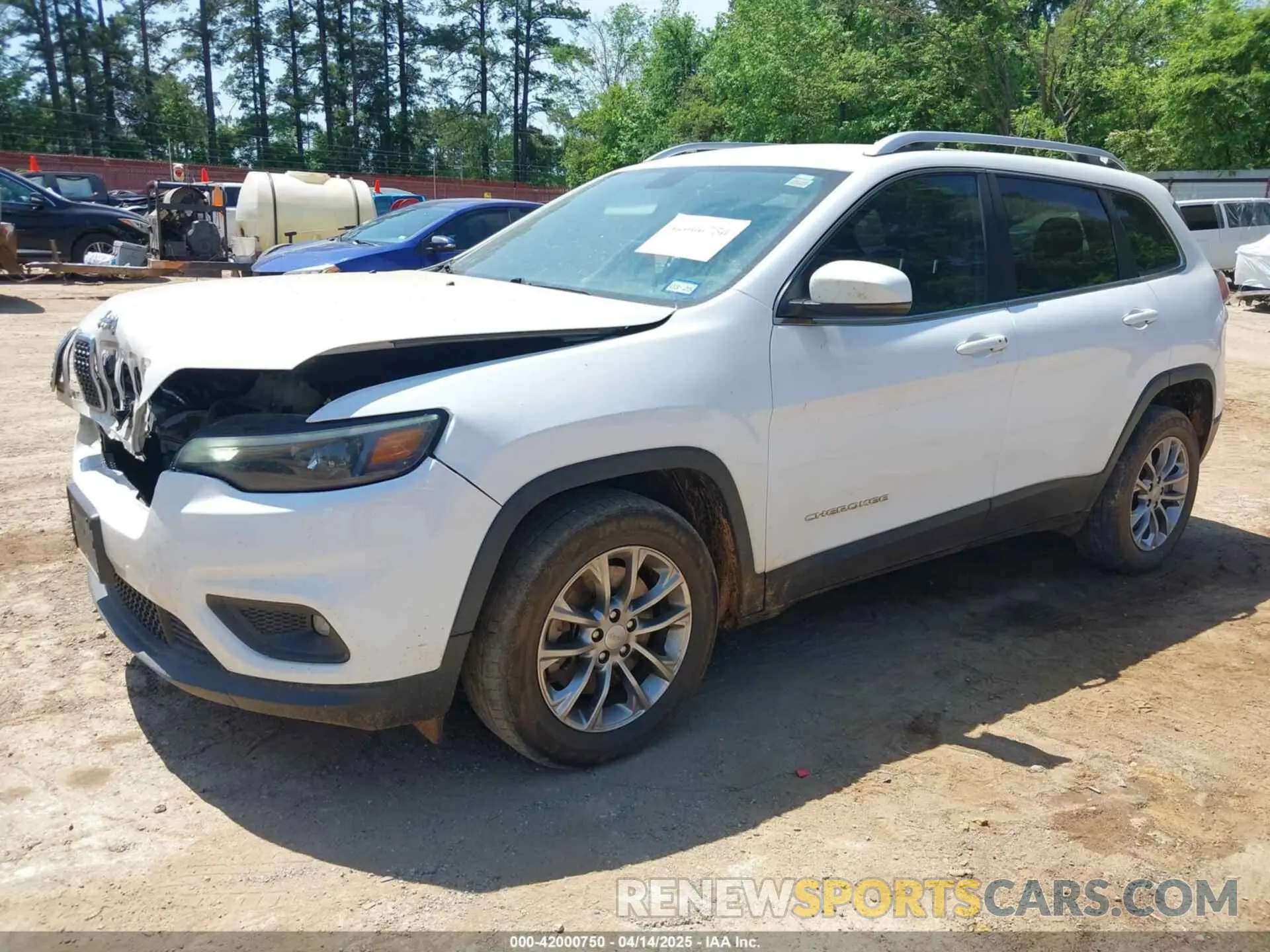 2 fotografías del automóvil dañado 1C4PJLLB5LD653768 JEEP CHEROKEE 2020