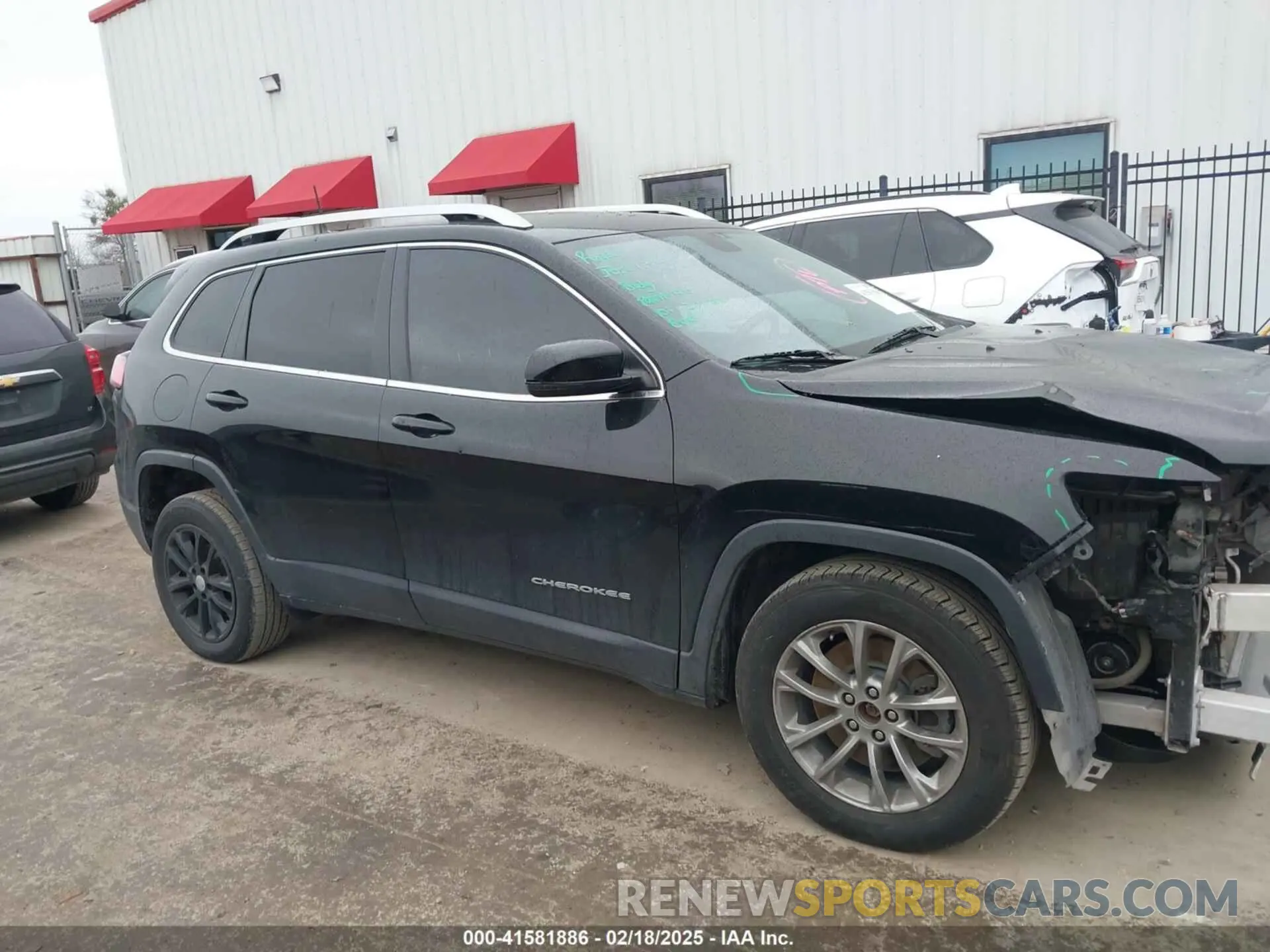 14 fotografías del automóvil dañado 1C4PJLLB7LD637670 JEEP CHEROKEE 2020